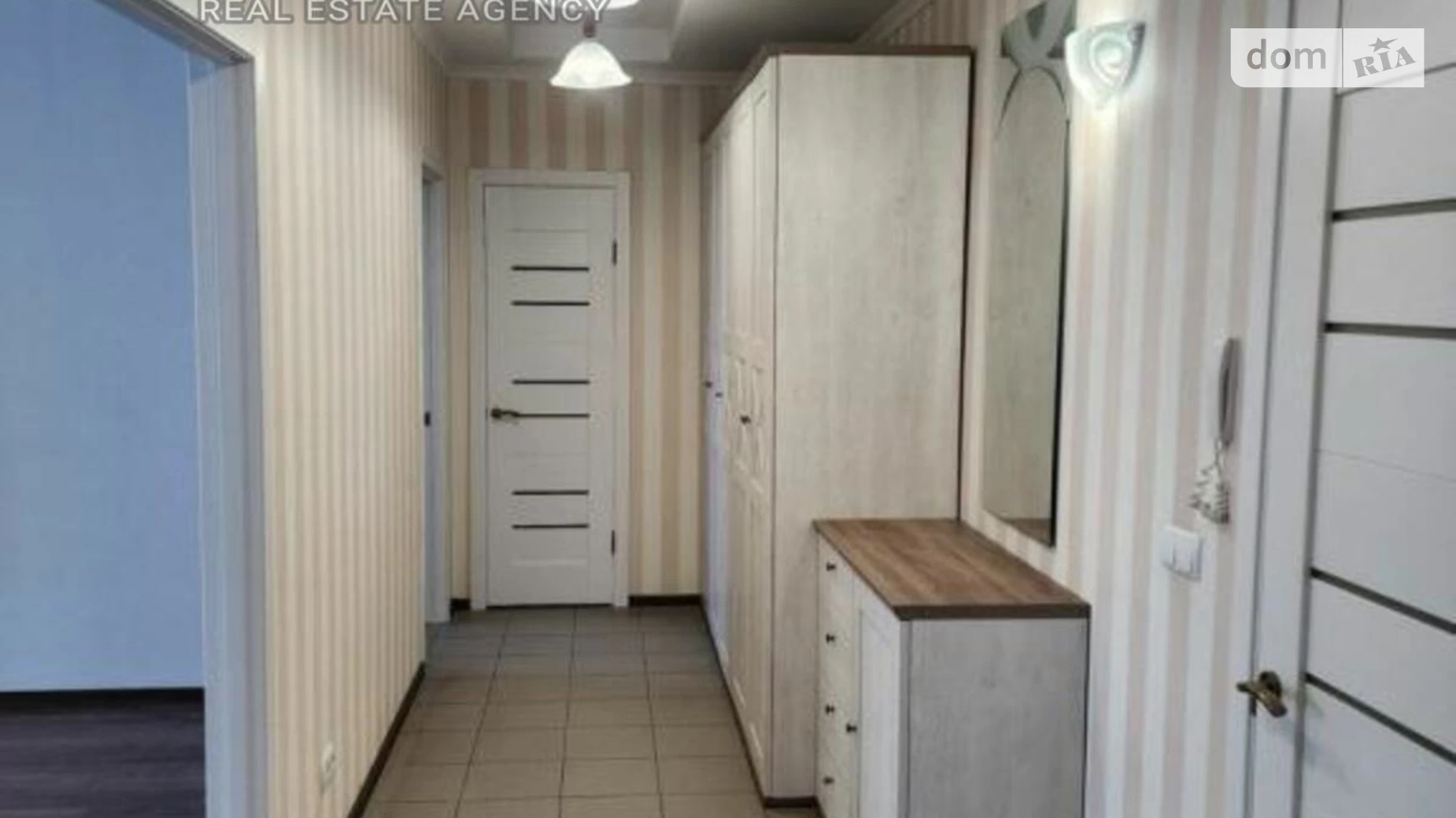 Продается 2-комнатная квартира 68.5 кв. м в Киеве, ул. Януша Корчака, 25 - фото 2