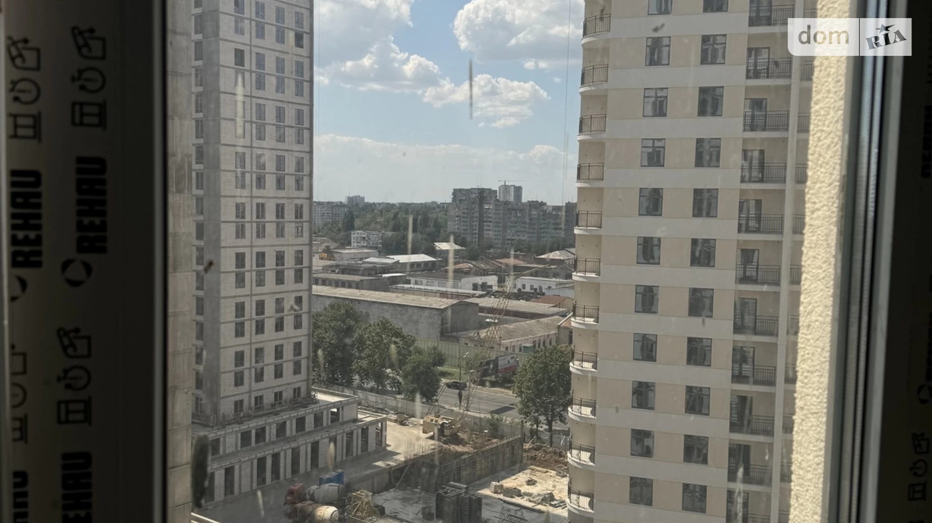 Продается 1-комнатная квартира 43 кв. м в Одессе, ул. Краснова, 3 - фото 3