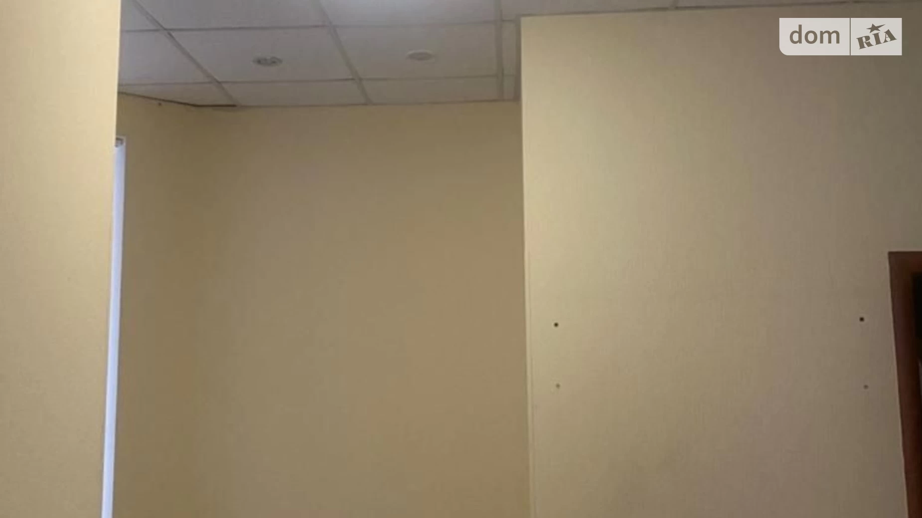 Продается офис 90.4 кв. м в бизнес-центре, цена: 116000 $ - фото 2