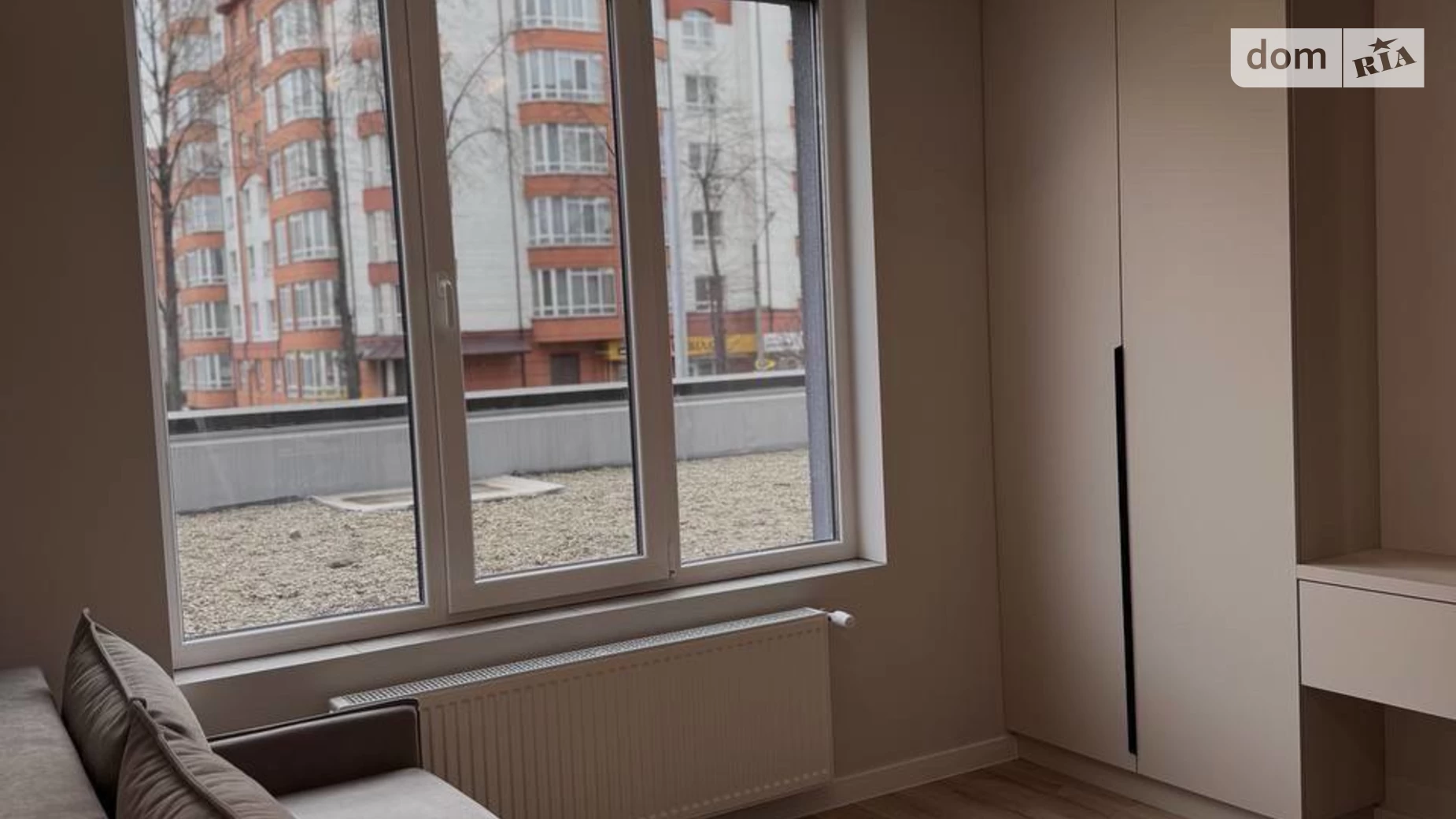 Продается 1-комнатная квартира 46.2 кв. м в Ивано-Франковске, ул. Бандеры Степана, 79 - фото 3