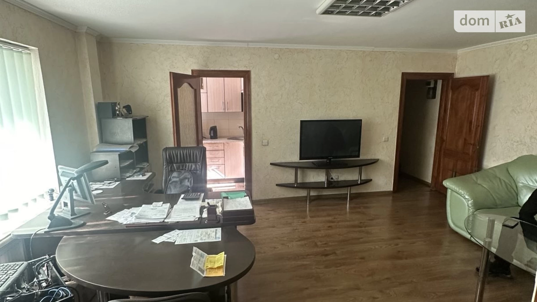 1-кімнатна квартира 42 кв. м у Тернополі, вул. Старий Ринок, 3 - фото 4