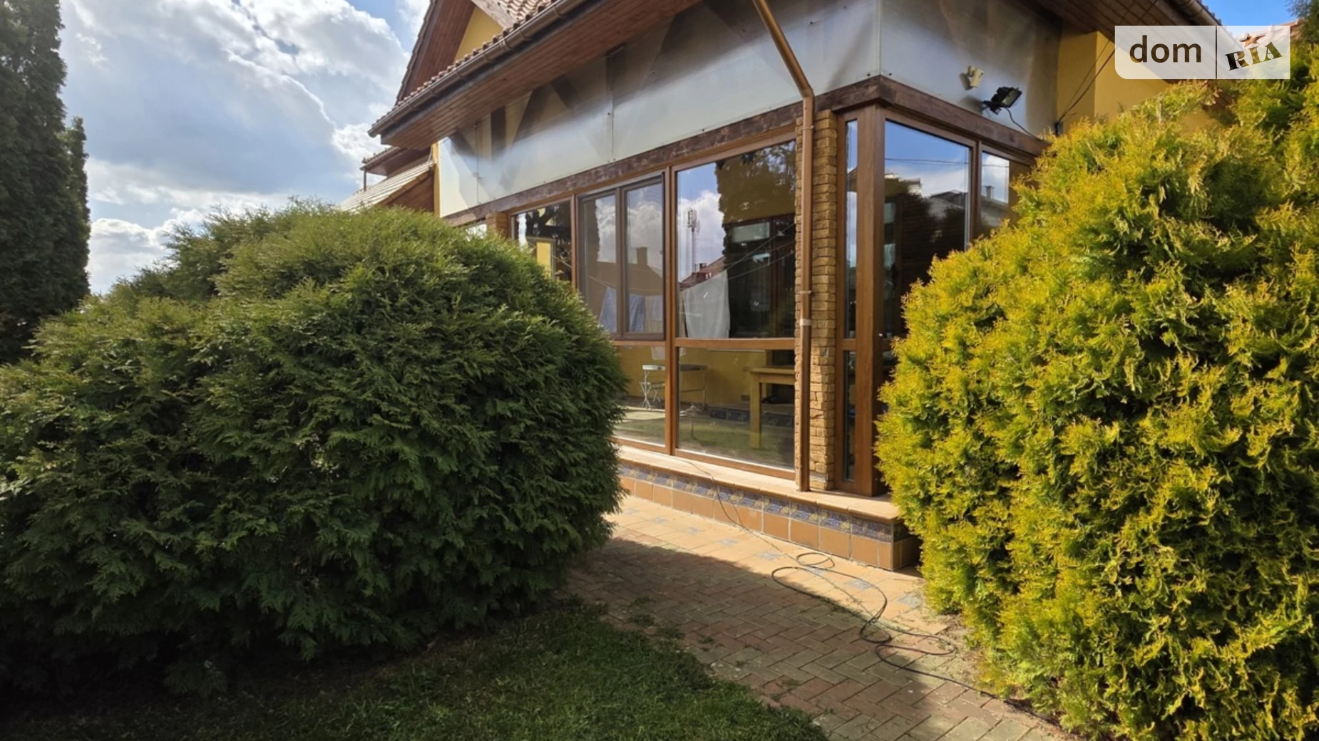 Продается дом на 2 этажа 363.3 кв. м с баней/сауной, цена: 365000 $ - фото 4