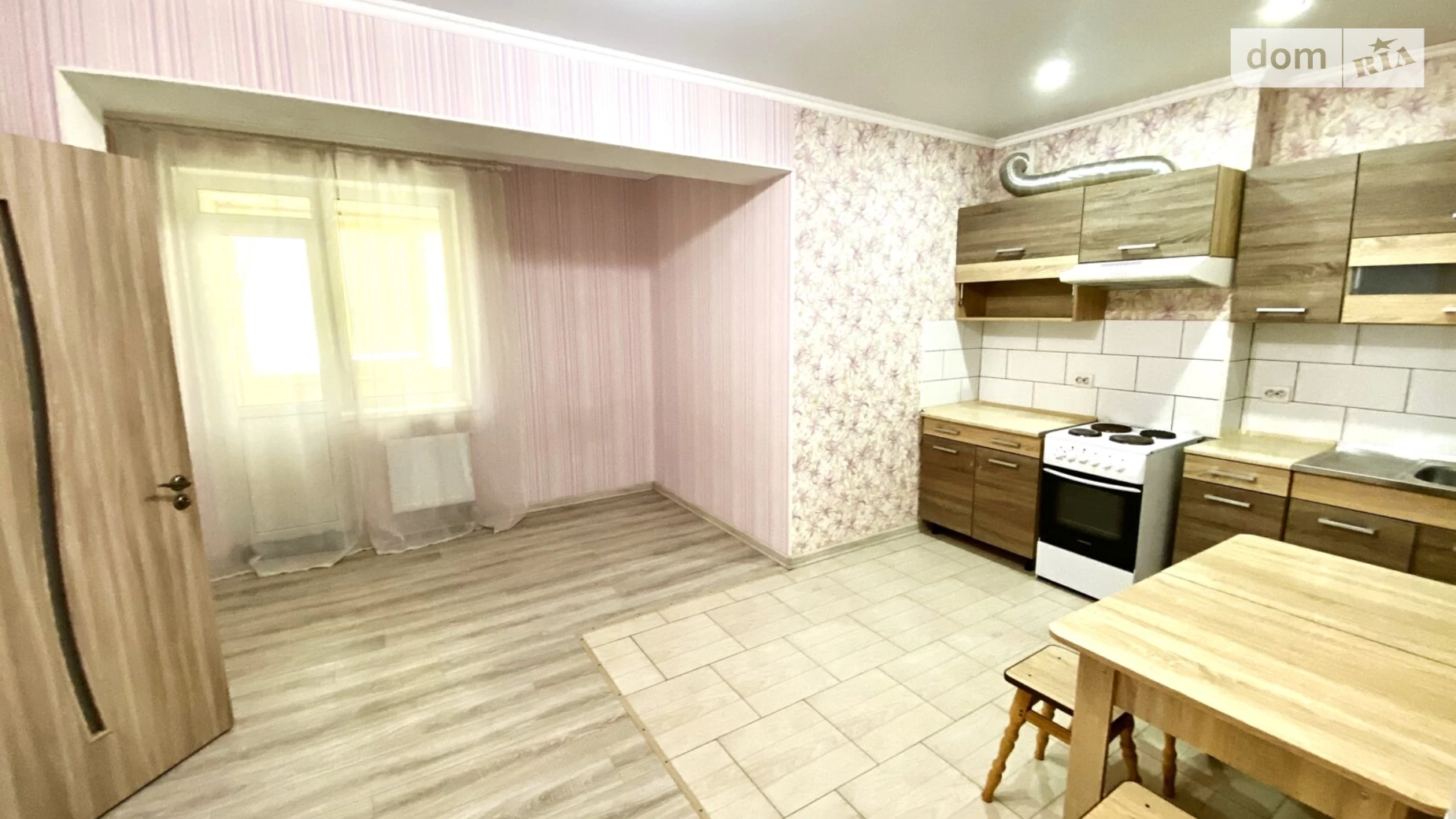 Продается 1-комнатная квартира 47.8 кв. м в Николаеве, ул. Лазурная - фото 2