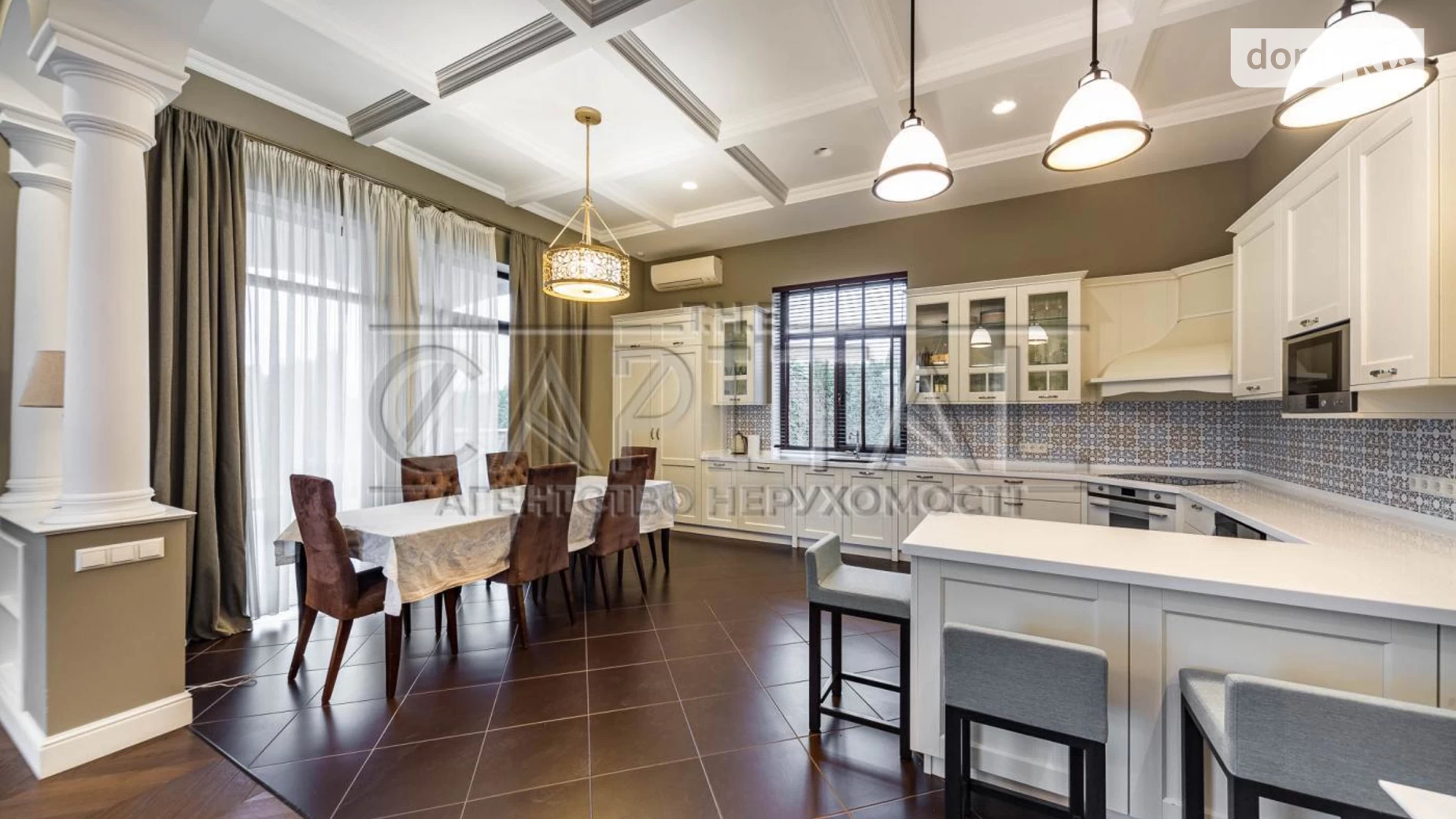 Продается дом на 2 этажа 385.6 кв. м с участком, цена: 650000 $ - фото 3