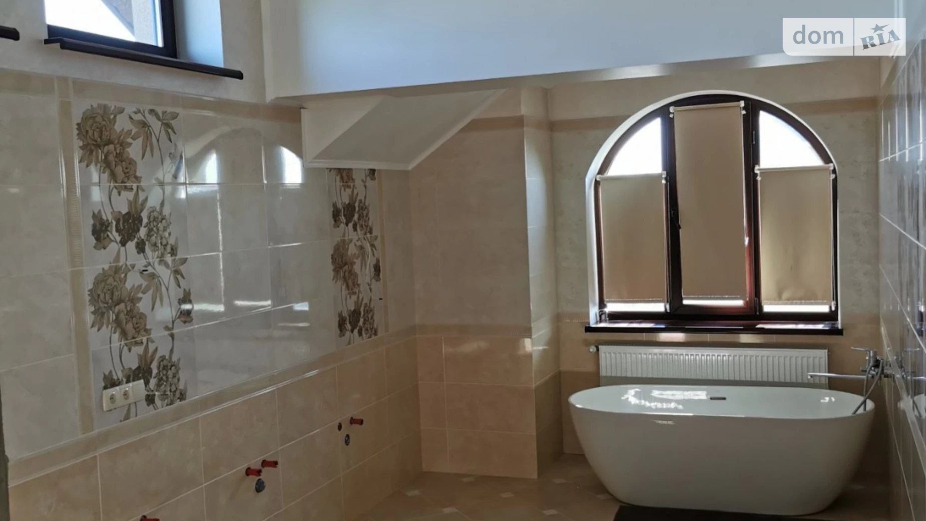Продается дом на 2 этажа 242 кв. м с мансардой, цена: 265000 $ - фото 4