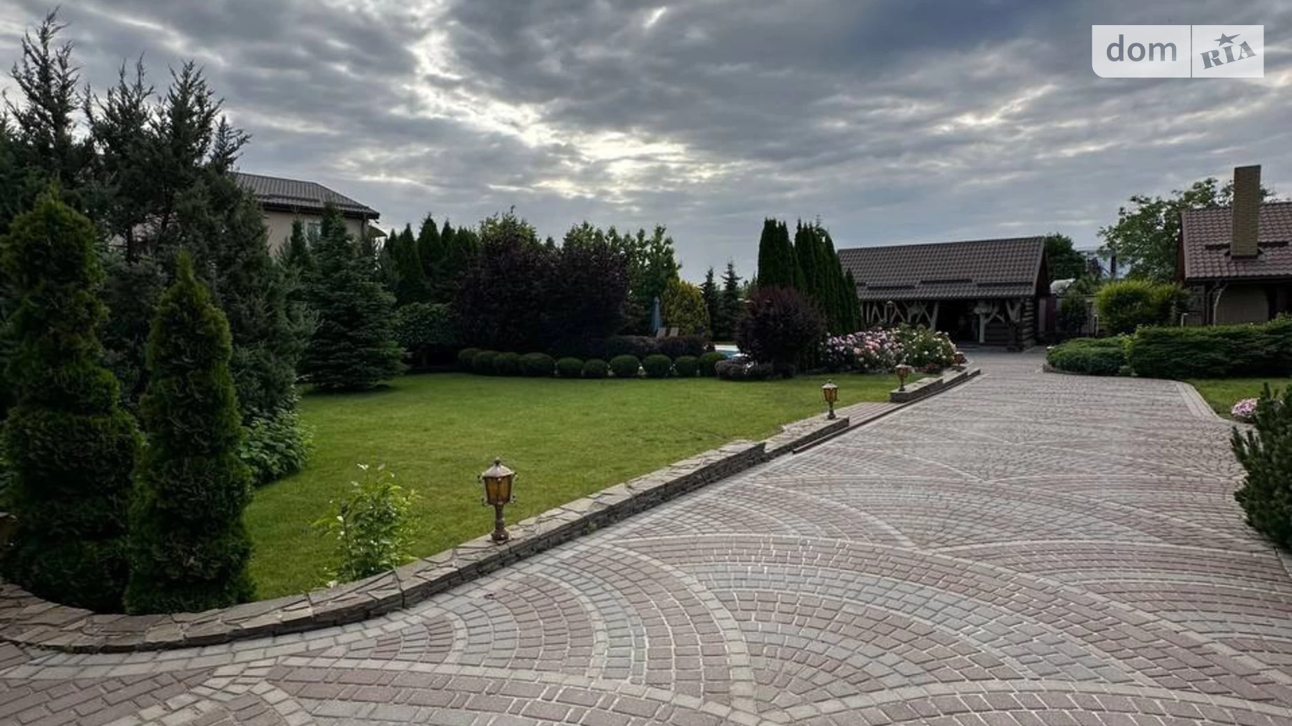 Продается дом на 2 этажа 920 кв. м с террасой, цена: 1371000 $ - фото 5