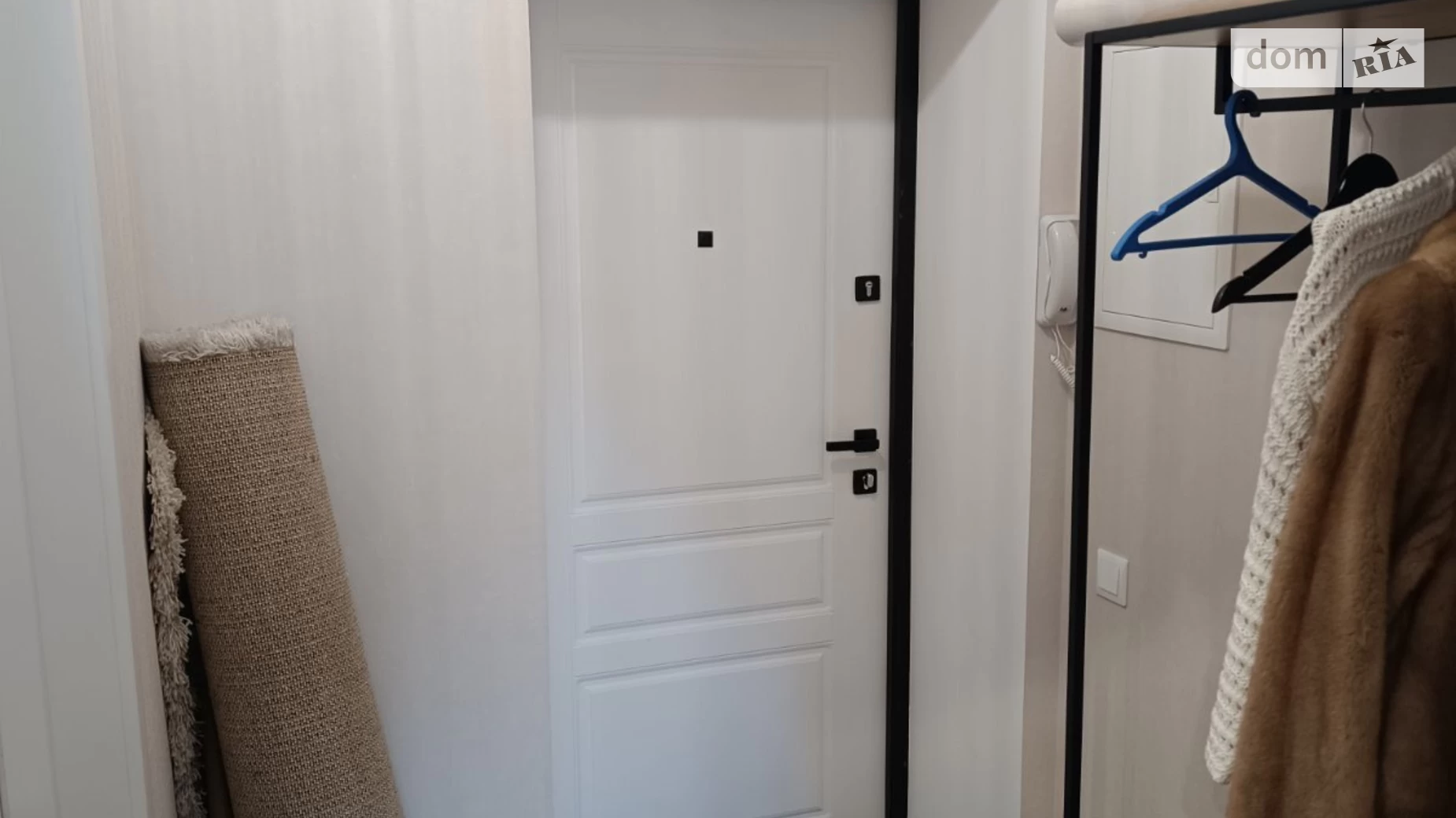 Сдается в аренду офис 35 кв. м в бизнес-центре, цена: 550 € - фото 5