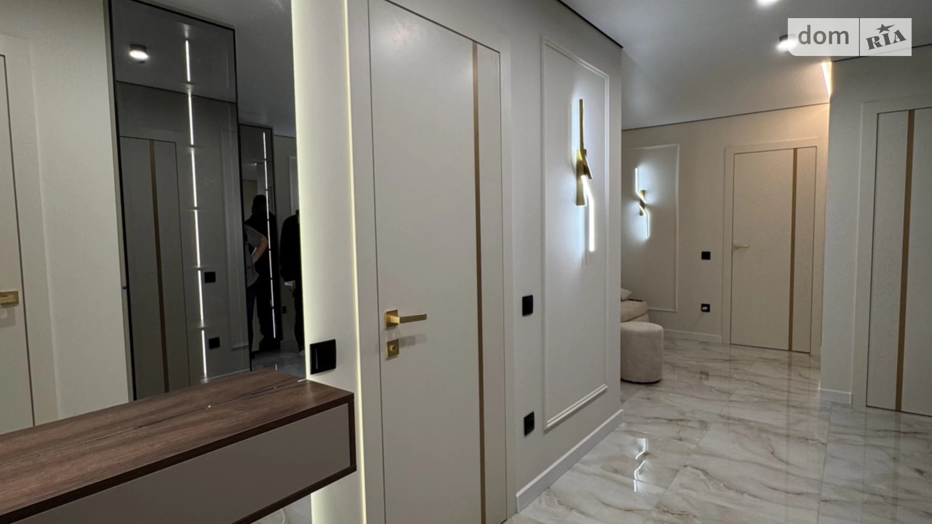 2-кімнатна квартира 58 кв. м у Тернополі, вул. Київська, 9Д - фото 2
