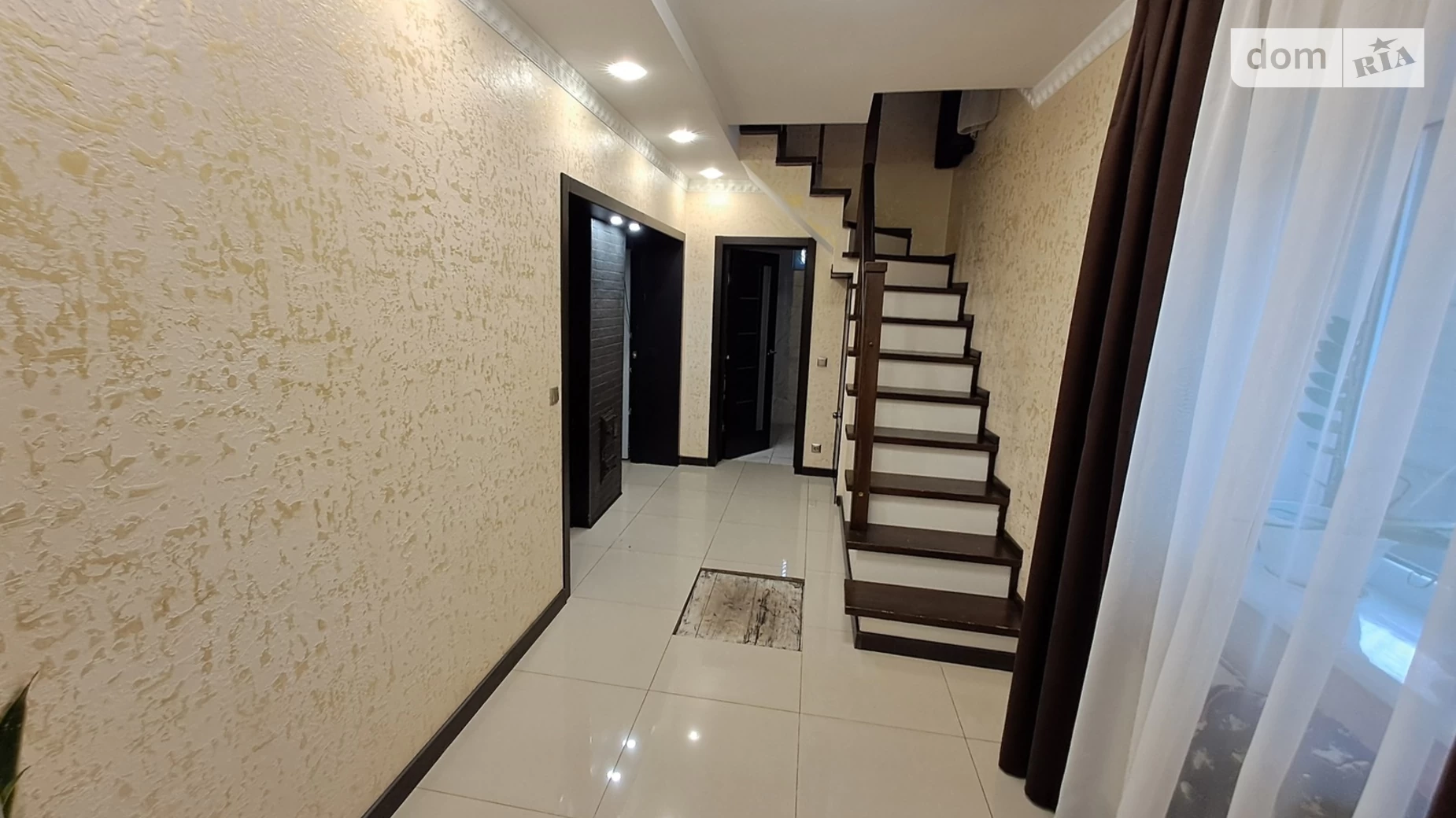 Продається будинок 2 поверховий 106.6 кв. м з гаражем, цена: 85000 $ - фото 2