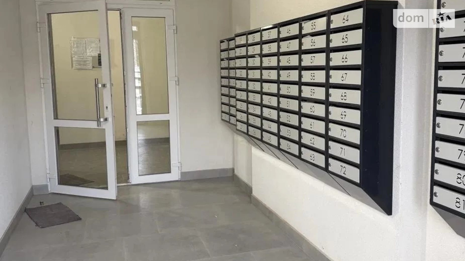 Продается 1-комнатная квартира 47 кв. м в Львове, ул. Роксоляны - фото 3