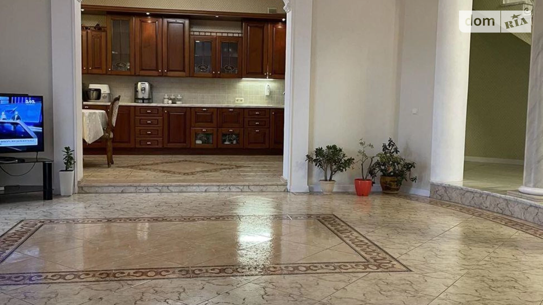 Продається будинок 2 поверховий 364 кв. м з гаражем, вул. Шкільна - фото 2
