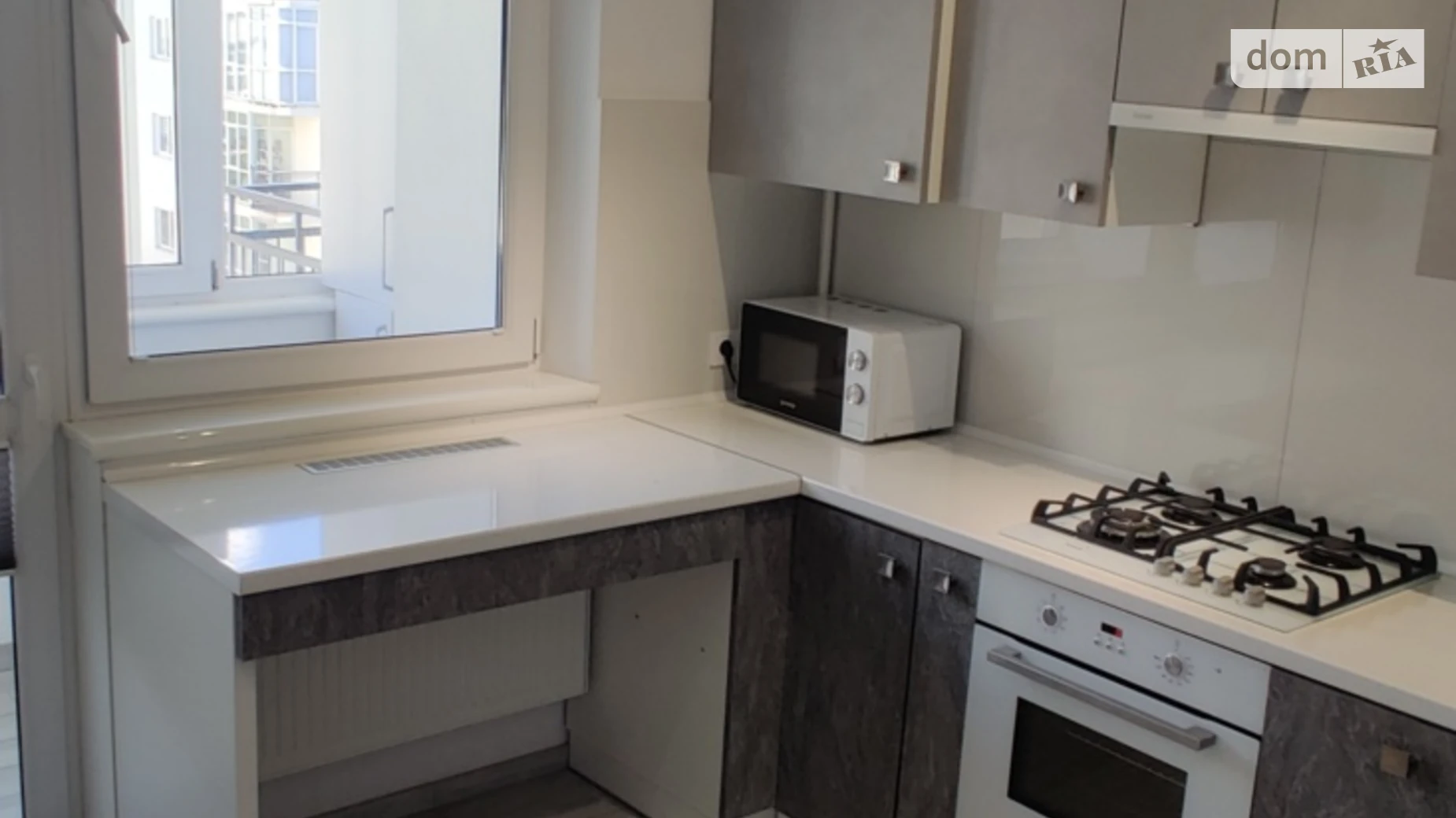 Продається 3-кімнатна квартира 80.6 кв. м у Львові, пл. Князя Святослава - фото 4