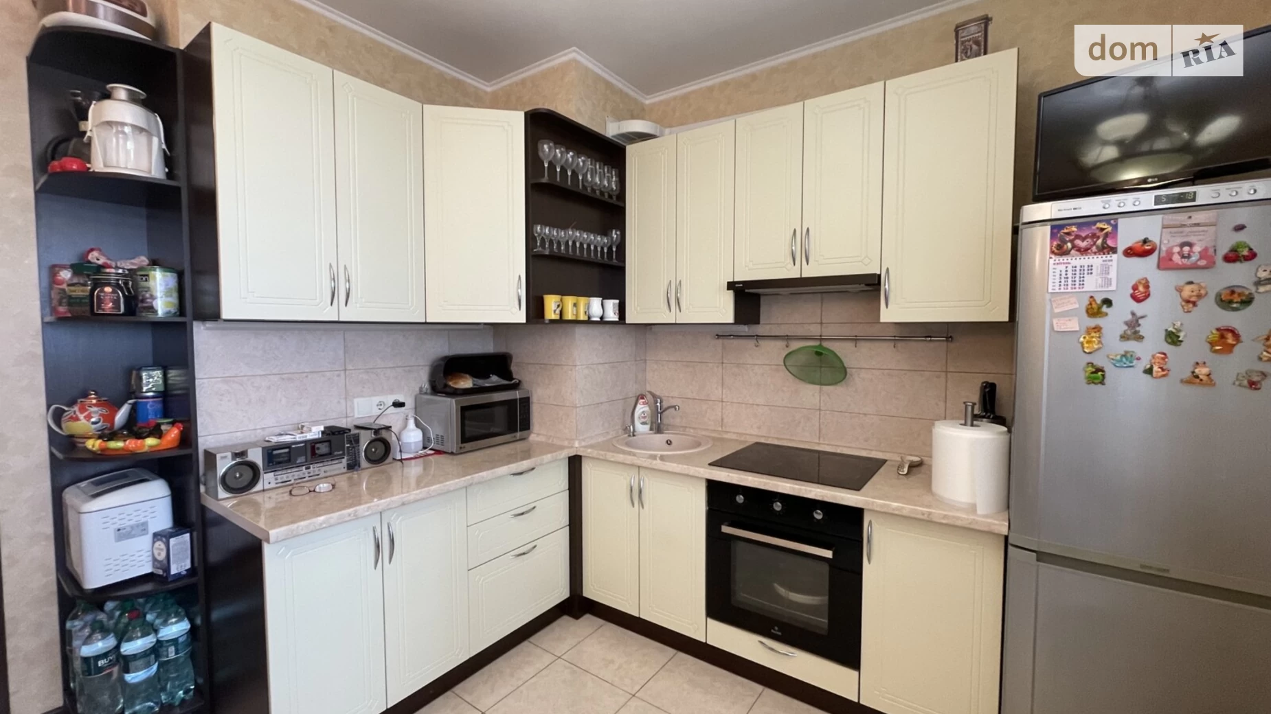 Продается 1-комнатная квартира 41.3 кв. м в Лиманке, мас. Радужный - фото 2