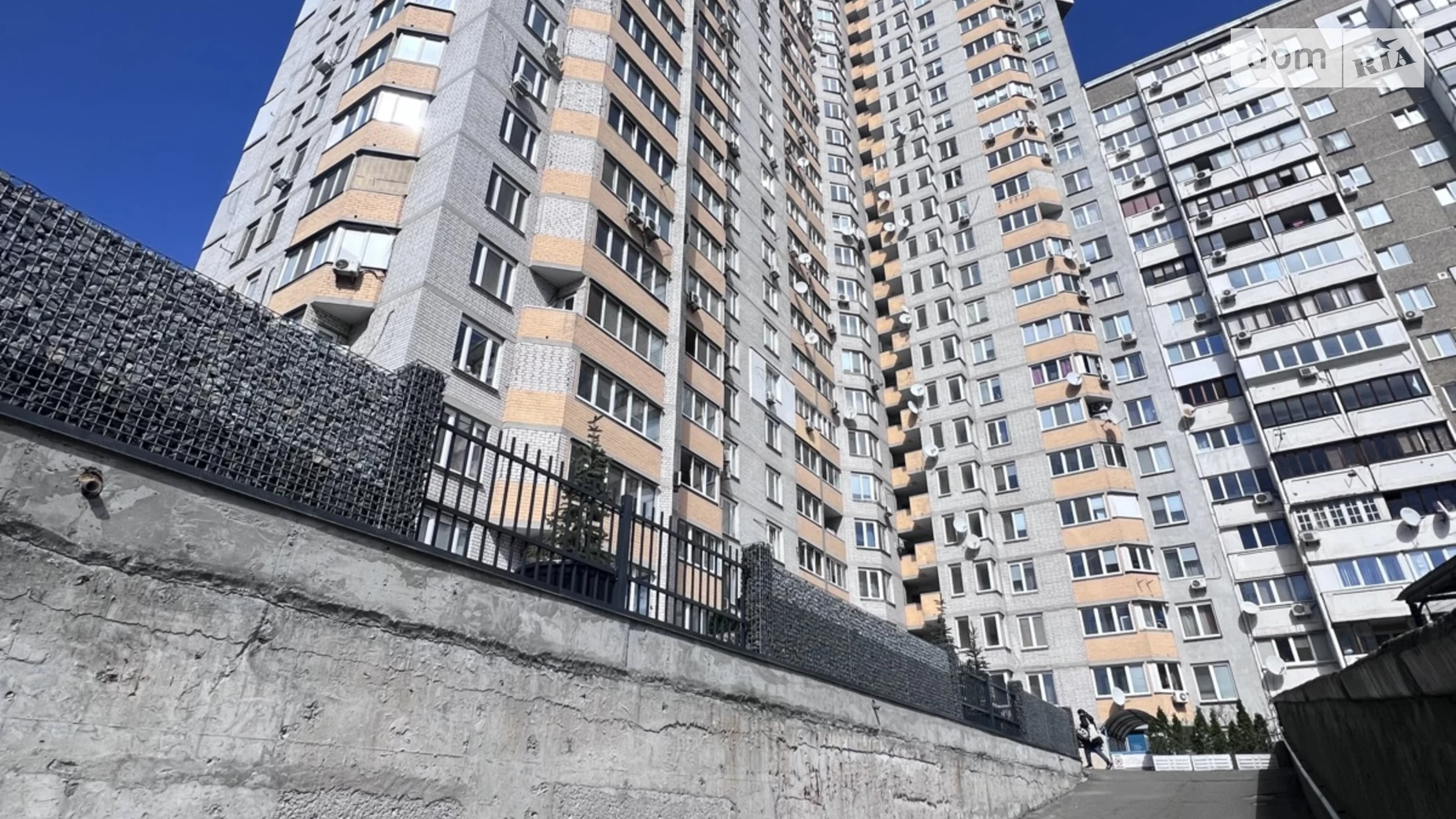 Продается 2-комнатная квартира 92 кв. м в Киеве, ул. Здолбуновская, 9Б - фото 2