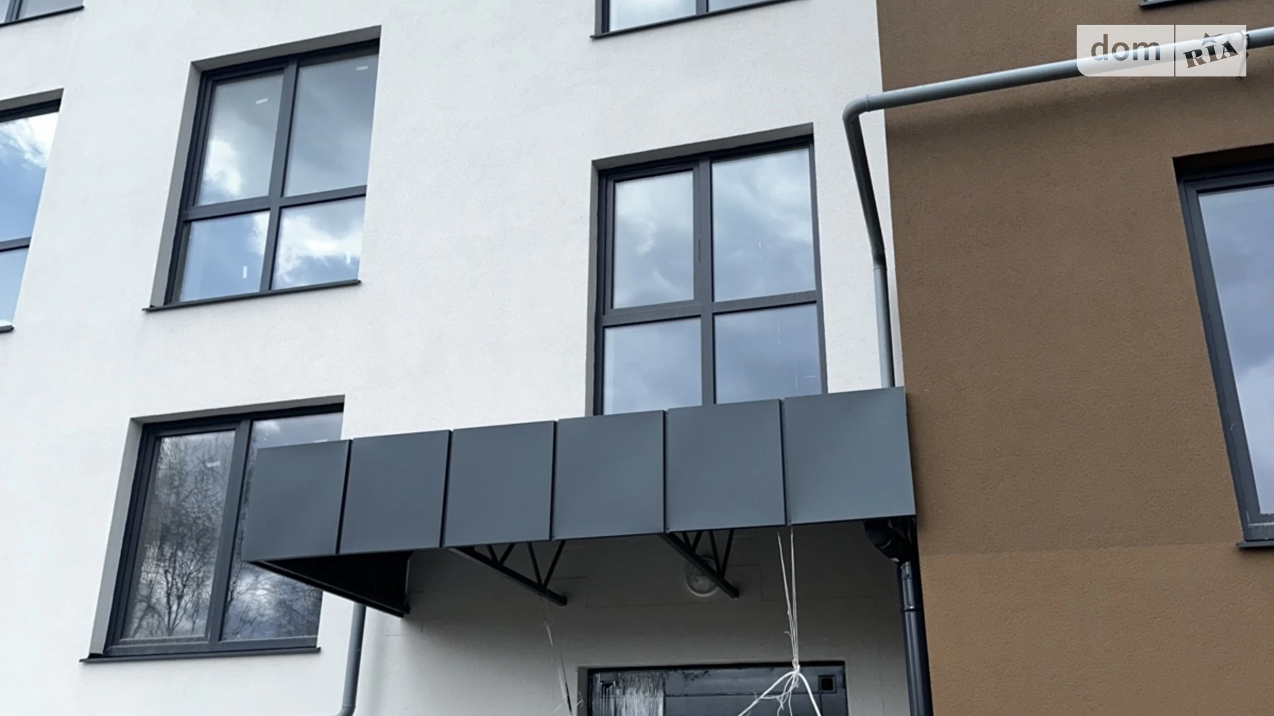 Продается 1-комнатная квартира 43 кв. м в Ровно, цена: 46000 $ - фото 2