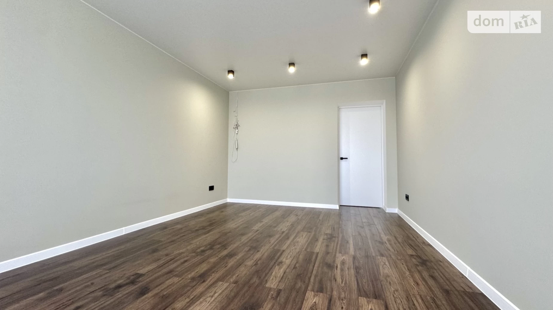 Продается 2-комнатная квартира 77 кв. м в Чернигове, ул. Казацкая, 9А - фото 3