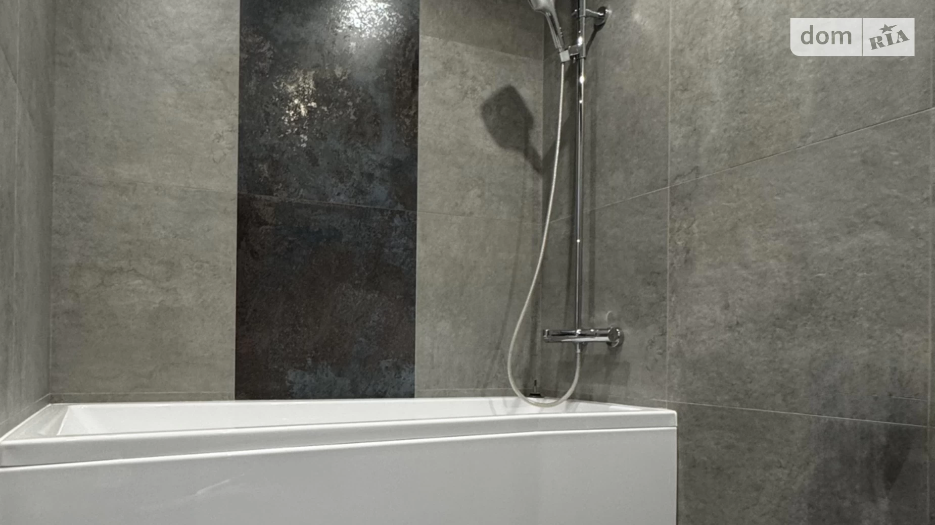 Продается 2-комнатная квартира 77 кв. м в Чернигове, ул. Казацкая, 9А - фото 4