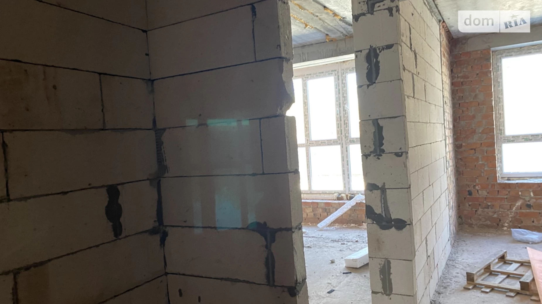 Продається 1-кімнатна квартира 39.27 кв. м у Гостомелі, вул. Мирна, 10А - фото 2