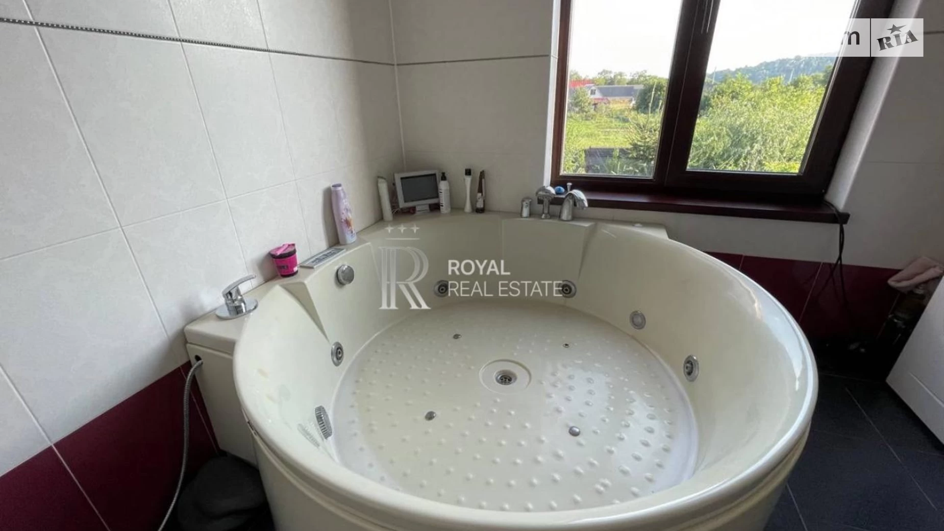 Продается дом на 2 этажа 245 кв. м с камином, цена: 250000 $ - фото 5