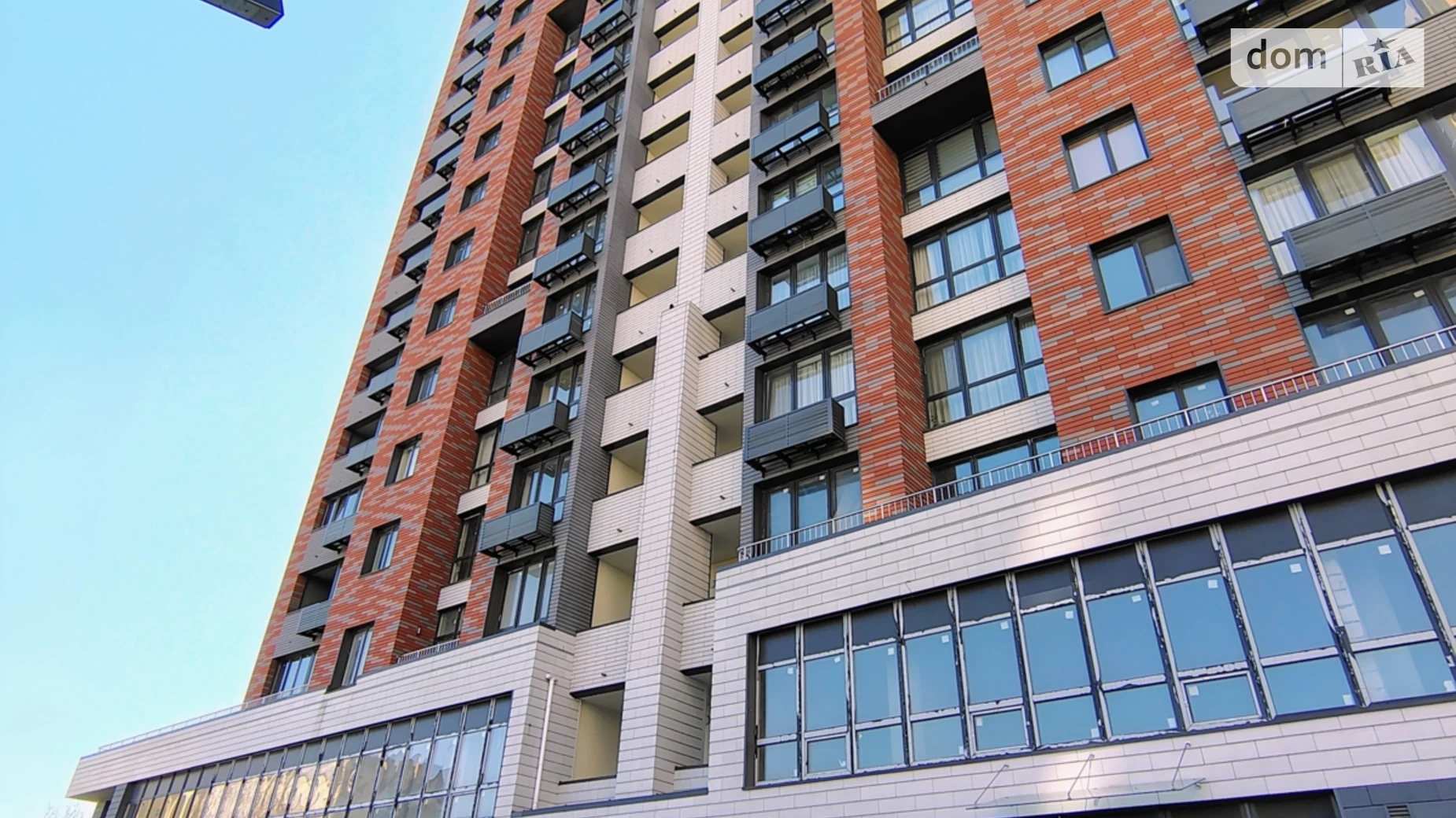 Продается 2-комнатная квартира 74 кв. м в Киеве, ул. Костанайская, 13А - фото 2