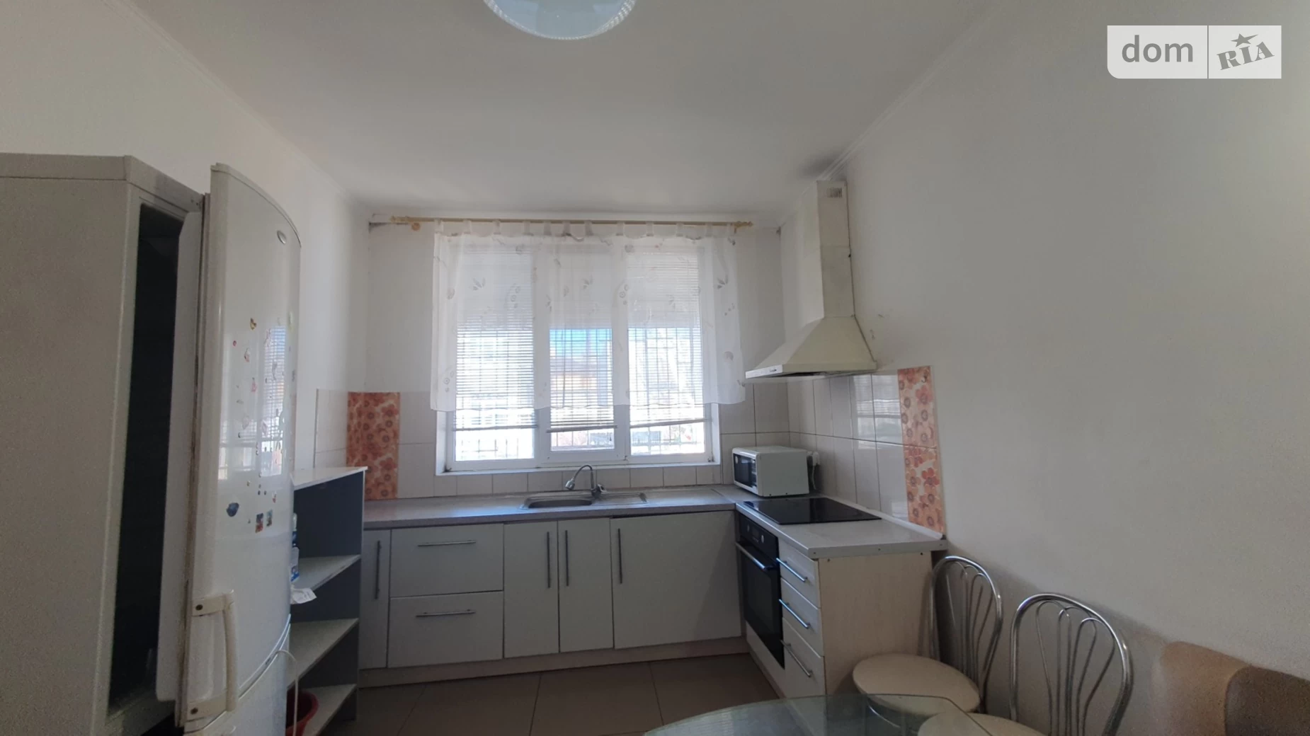 Сдается в аренду дом на 3 этажа 180 кв. м с бассейном, цена: 10999 грн - фото 4