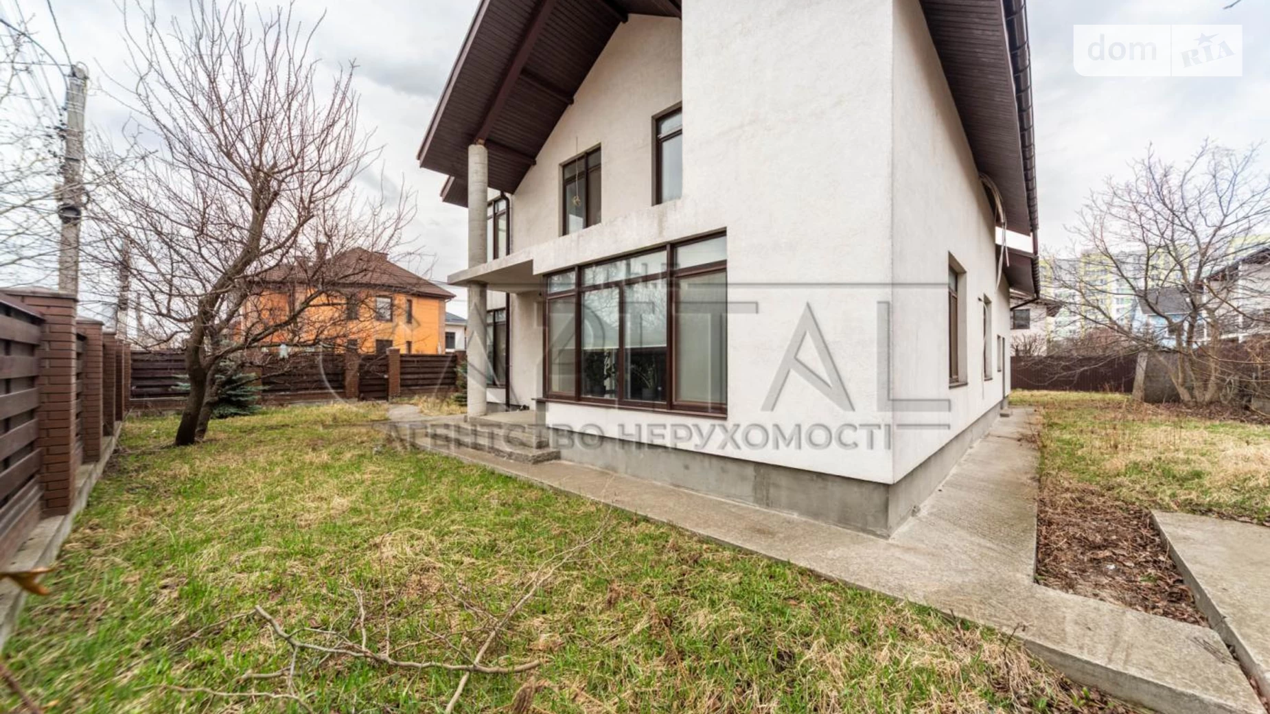 Продається будинок 2 поверховий 279 кв. м з ділянкою, цена: 440000 $ - фото 2