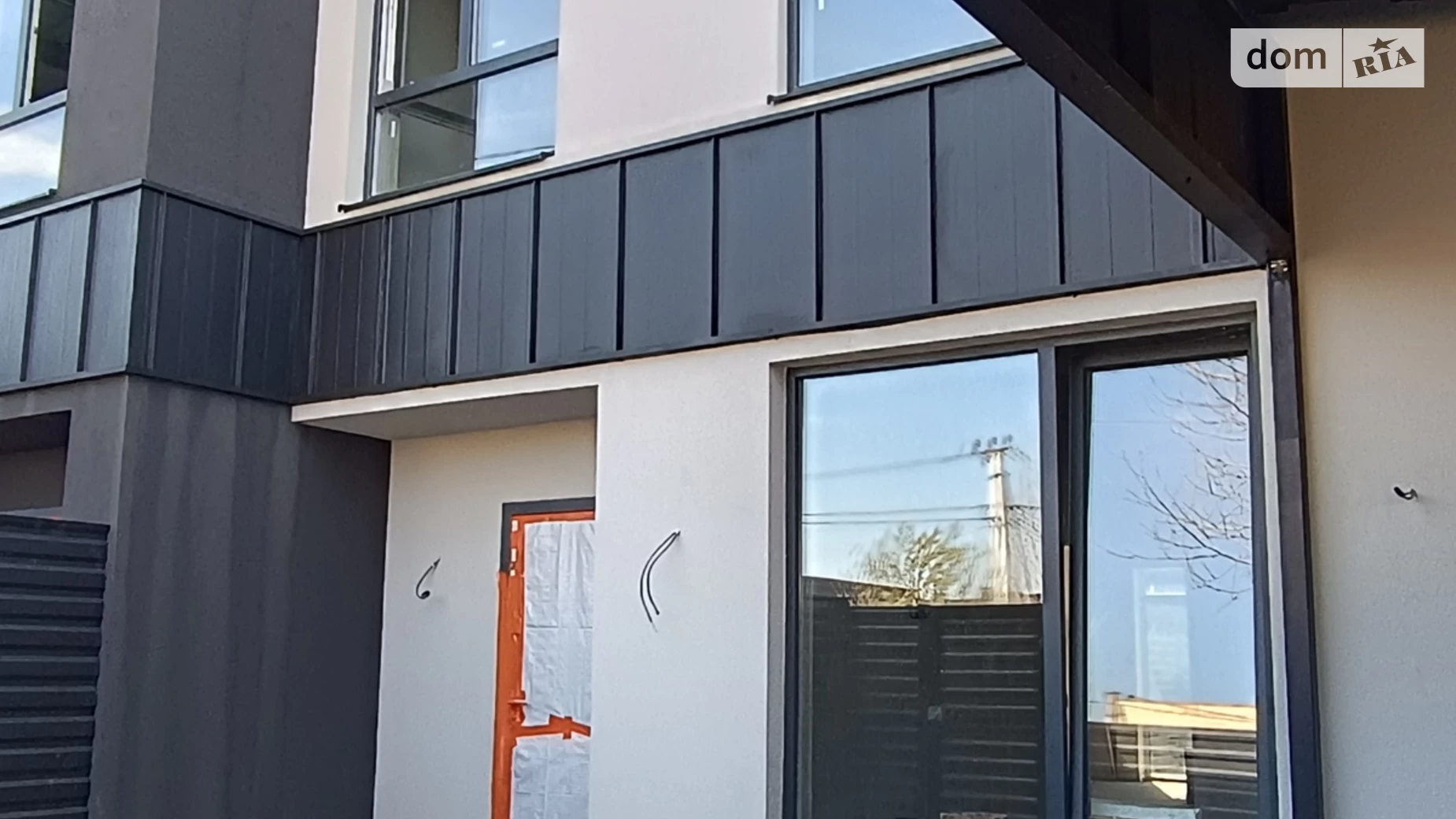 Продается дом на 2 этажа 125 кв. м с балконом, цена: 165000 $ - фото 2