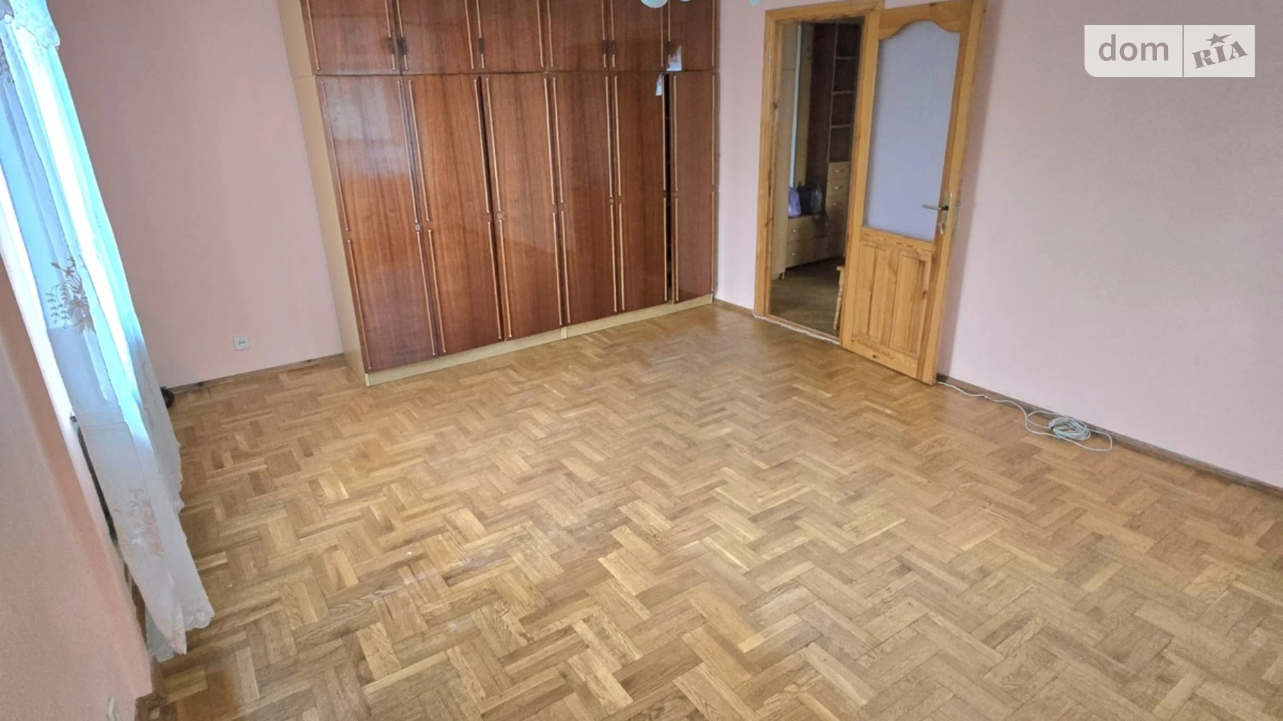 Продается 1-комнатная квартира 35 кв. м в Ровно, ул. Соборная - фото 2