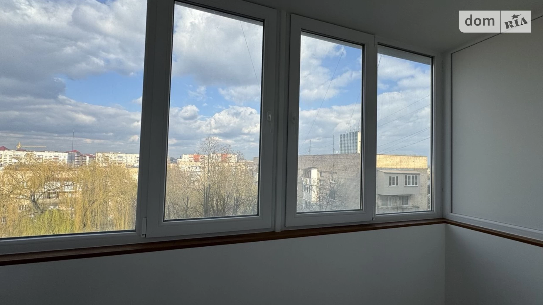 Продається 3-кімнатна квартира 66 кв. м у Чернівцях - фото 4