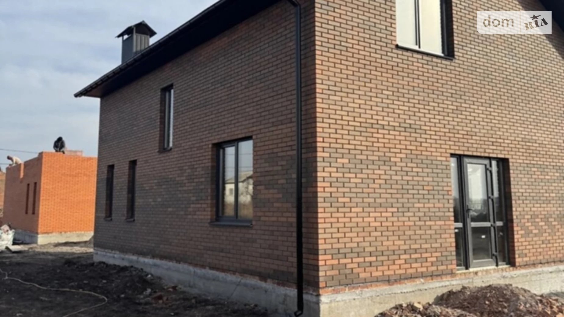 Продается дом на 2 этажа 143 кв. м с подвалом, цена: 88000 $ - фото 4