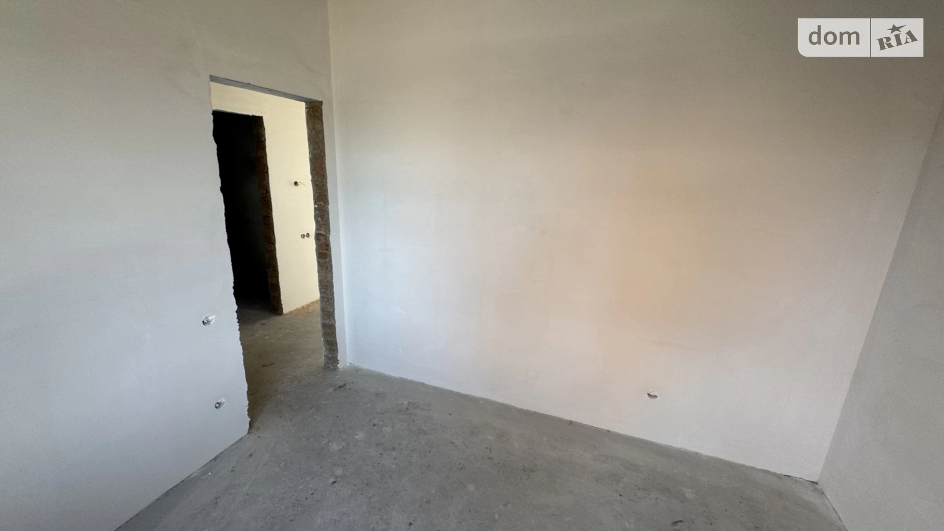 Продается дом на 3 этажа 115 кв. м с участком, цена: 86000 $ - фото 5