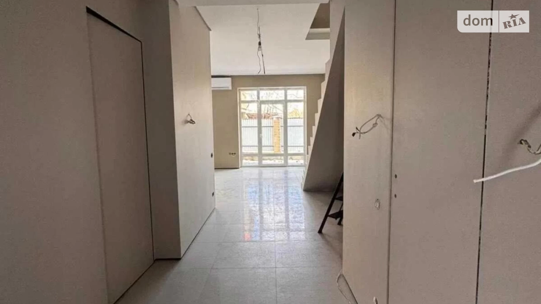 Продается одноэтажный дом 170 кв. м с бассейном, цена: 399900 $ - фото 5