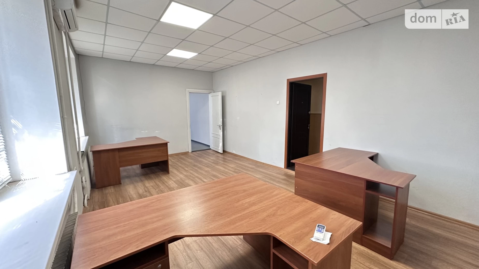 Сдается в аренду офис 42 кв. м в бизнес-центре, цена: 8400 грн - фото 5