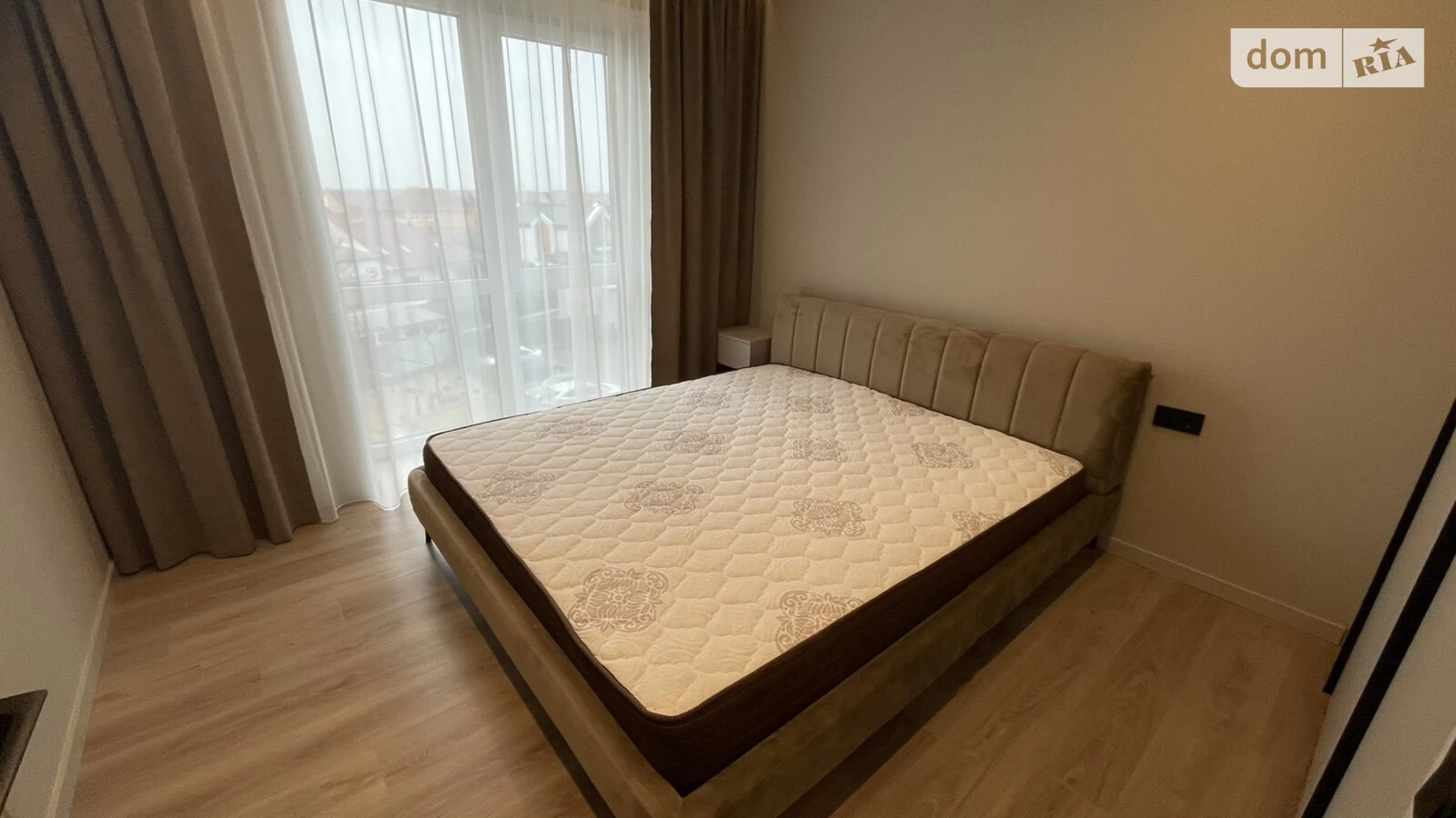 Продается 2-комнатная квартира 59 кв. м в Ужгороде, ул. Тлехаса - фото 4