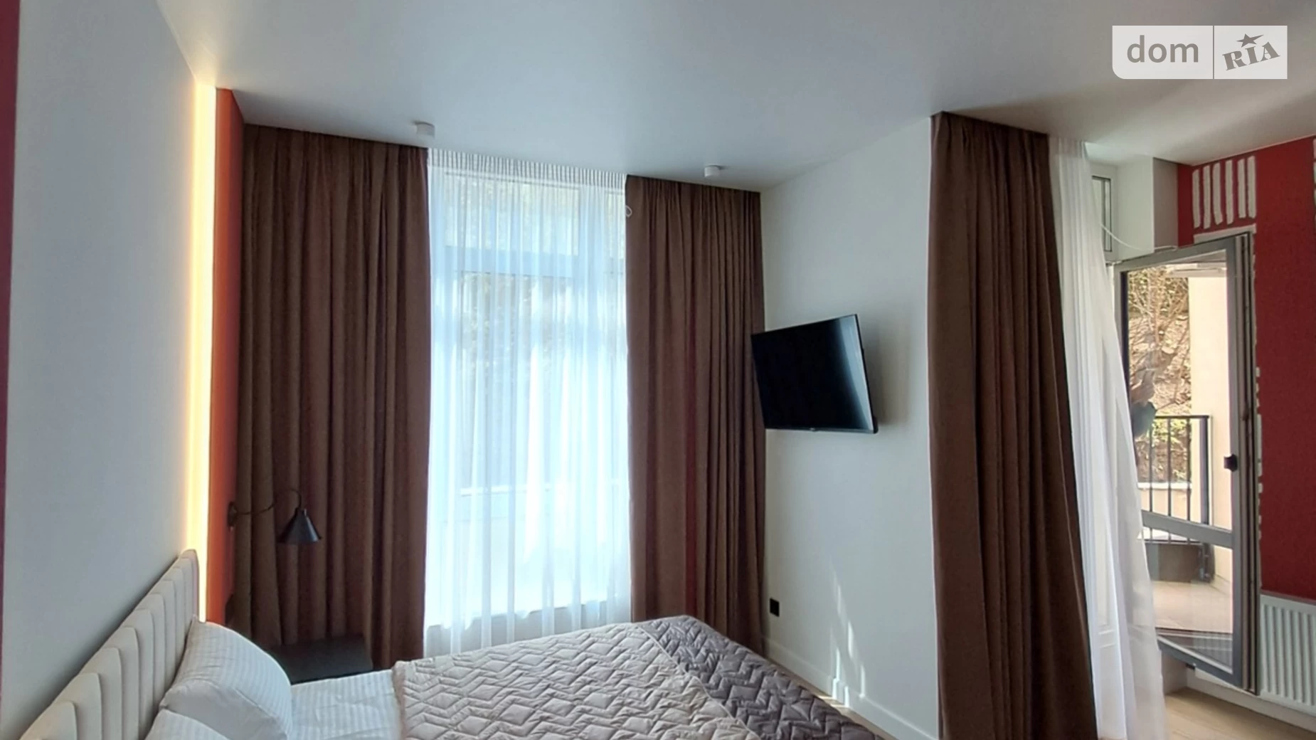 Продается 1-комнатная квартира 37 кв. м в Одессе, ул. Софиевская, 1А - фото 2