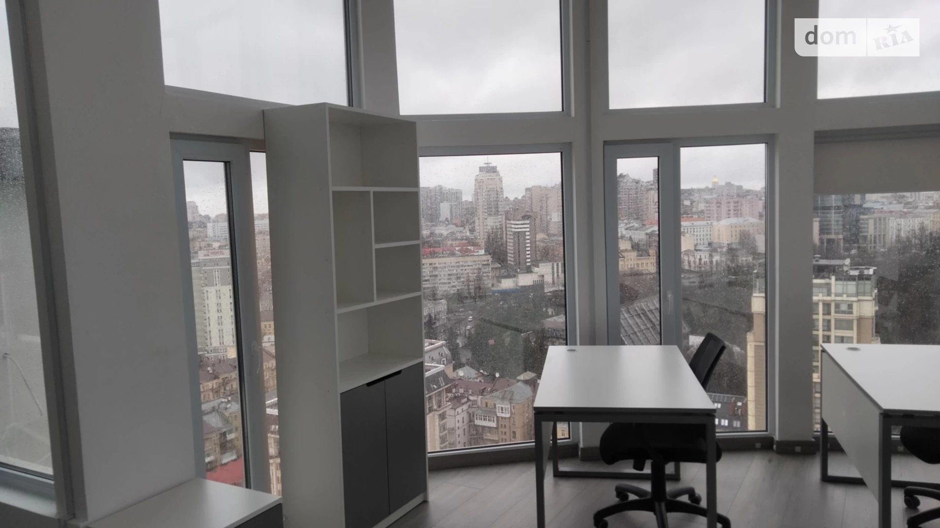 Сдается в аренду офис 134.4 кв. м в бизнес-центре, цена: 2350 $ - фото 3