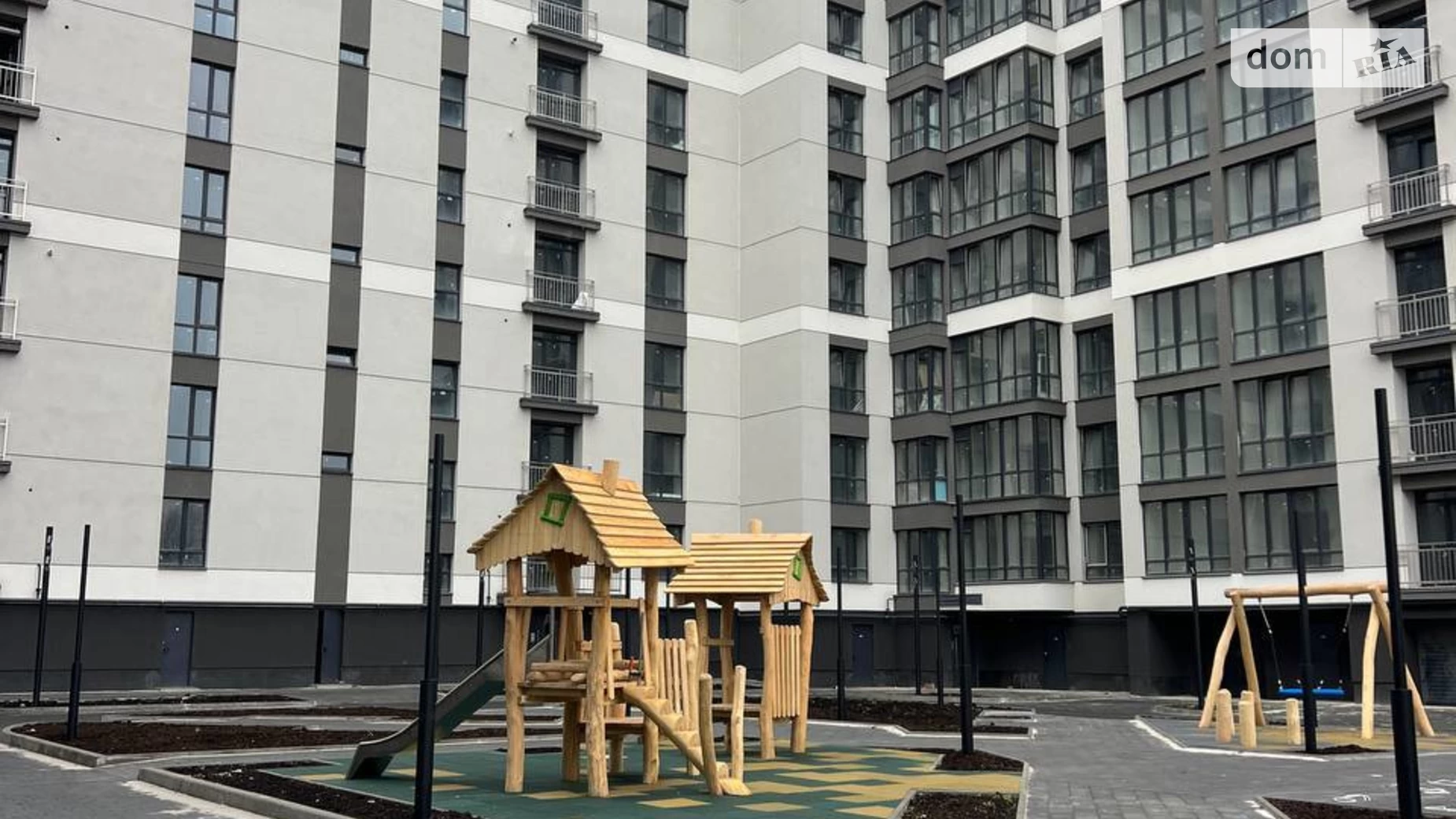Продается 1-комнатная квартира 44.2 кв. м в Ивано-Франковске, ул. Виноградная, 15 - фото 2