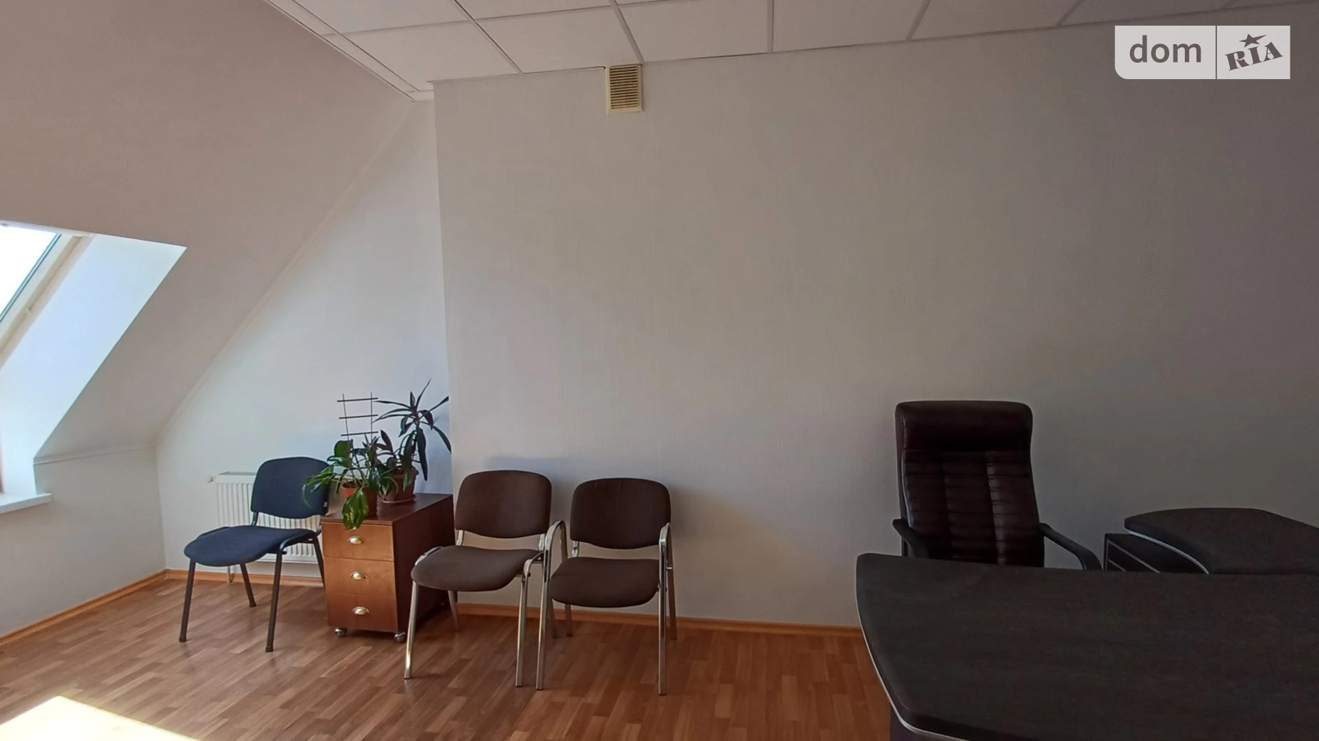 Продається офіс 105 кв. м в бізнес-центрі, цена: 85000 $ - фото 4