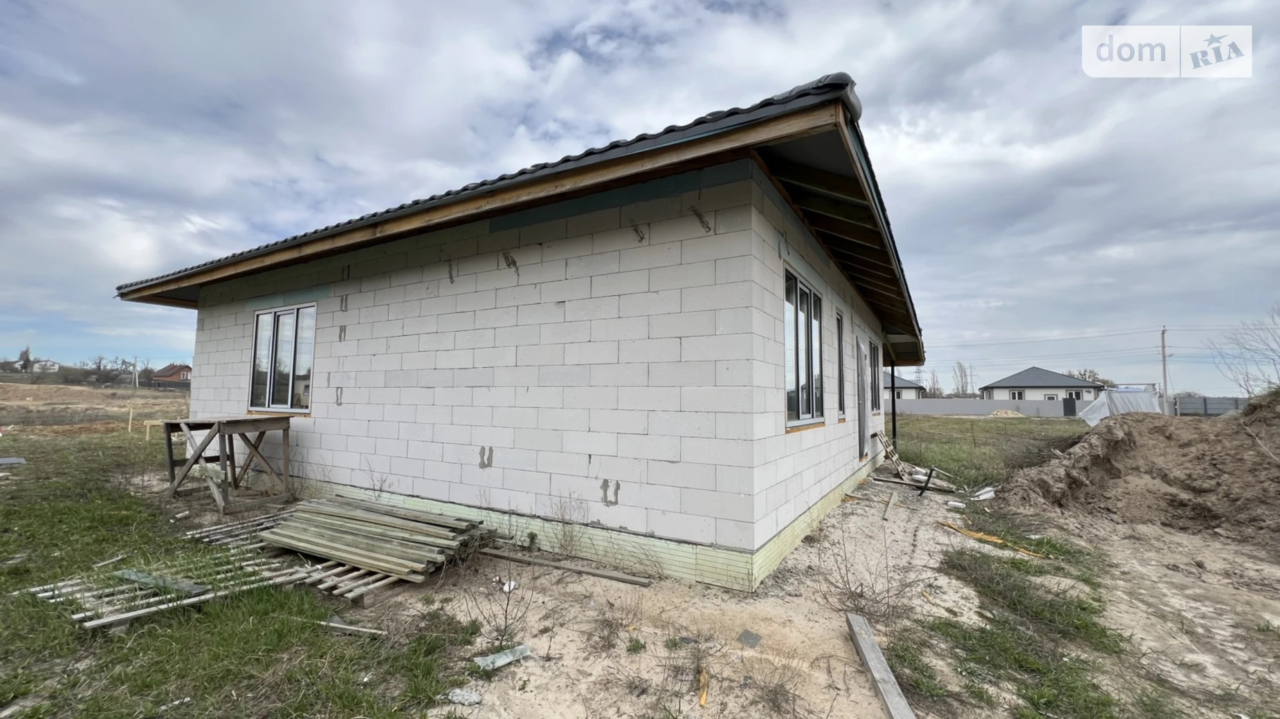 Продается одноэтажный дом 94 кв. м с мансардой, цена: 73000 $ - фото 2