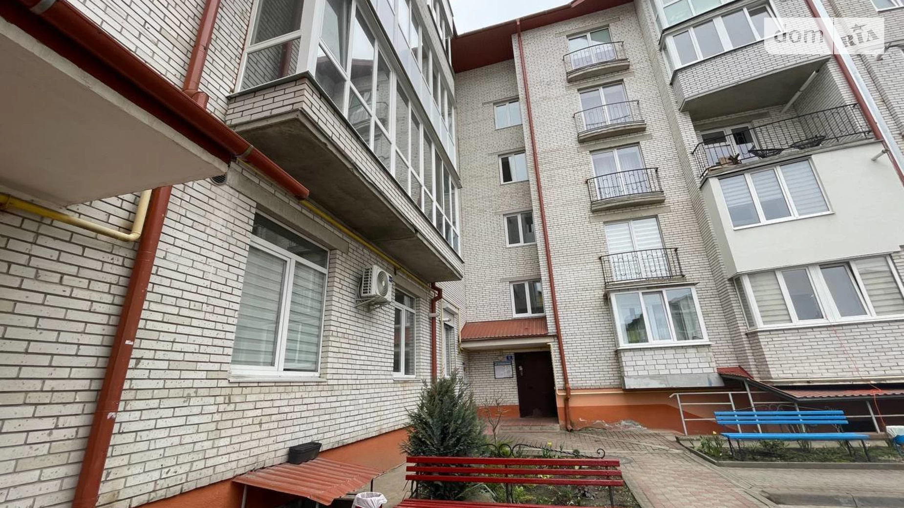 Продається 1-кімнатна квартира 42 кв. м у Великій Березовиці, вул. Василя Стуса, 17 - фото 3