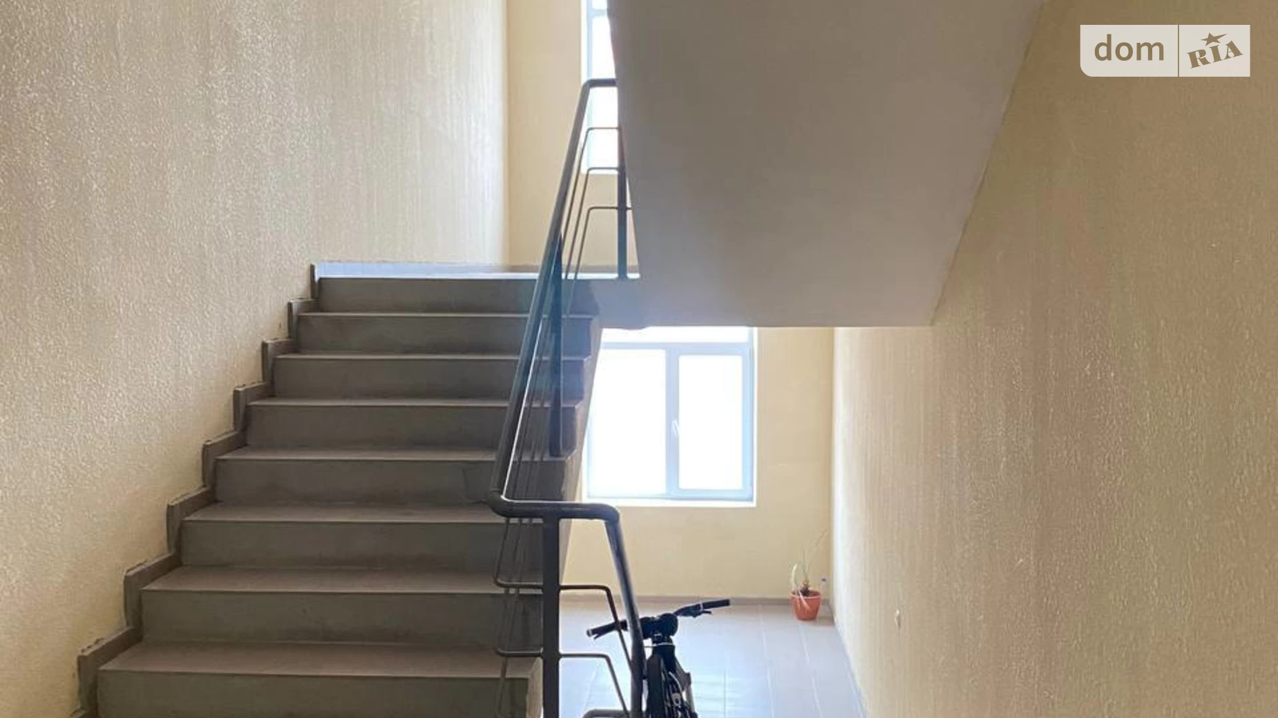 1-кімнатна квартира 68 кв. м у Тернополі, цена: 45000 $ - фото 5