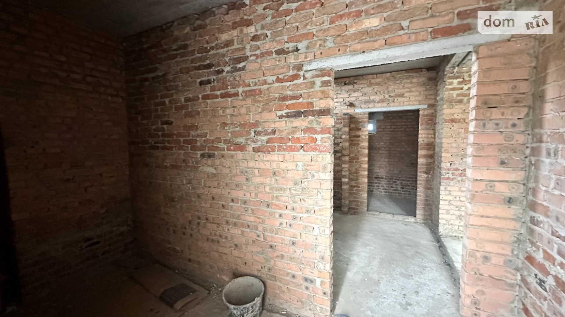 Продается дом на 2 этажа 119 кв. м с бассейном, цена: 79990 $ - фото 4