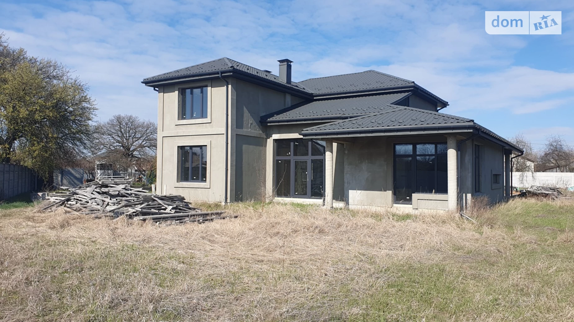 Продается дом на 2 этажа 260 кв. м с верандой, цена: 150000 $ - фото 2