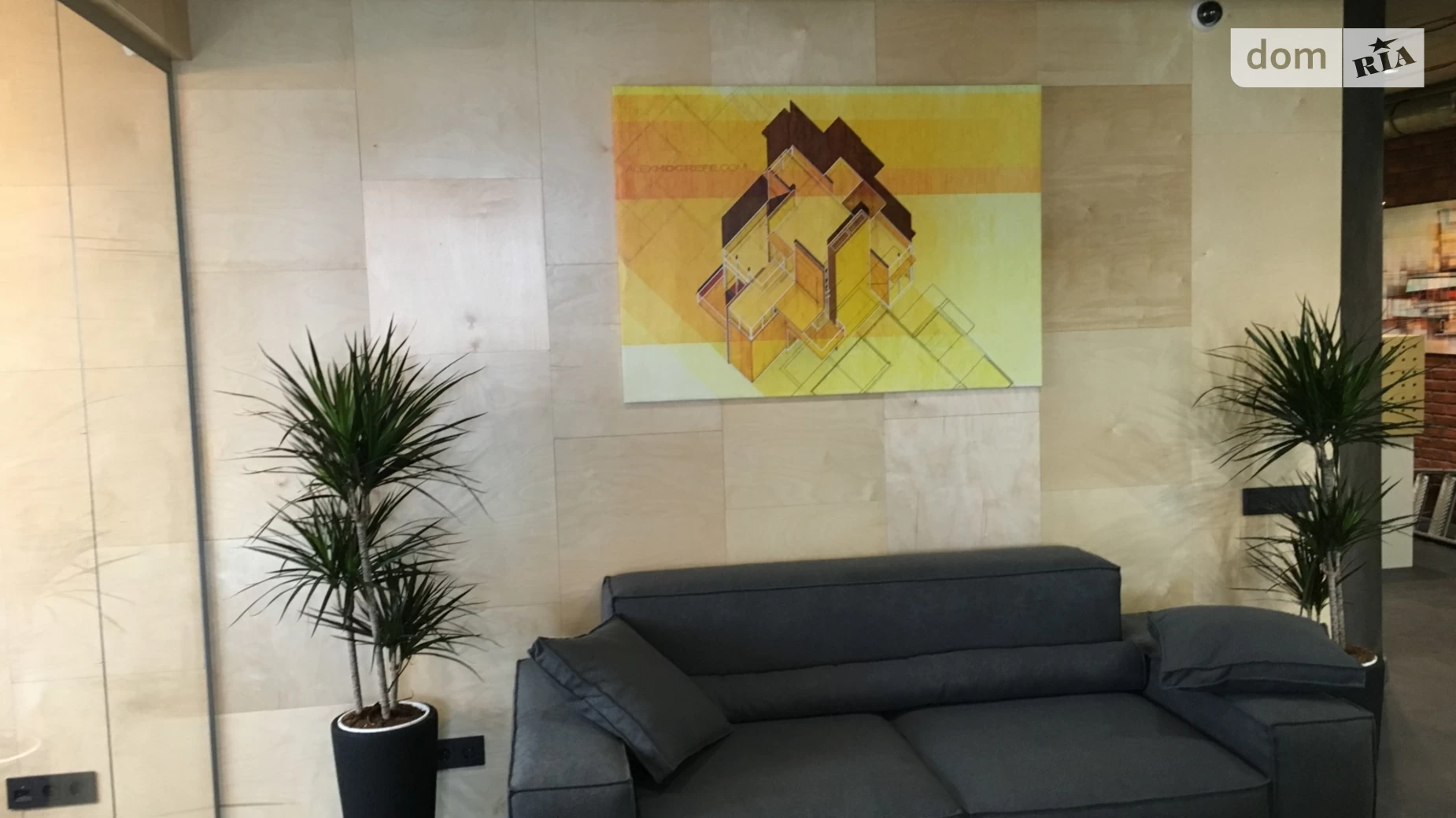 Сдается в аренду офис 90 кв. м в бизнес-центре, цена: 1100 $ - фото 2