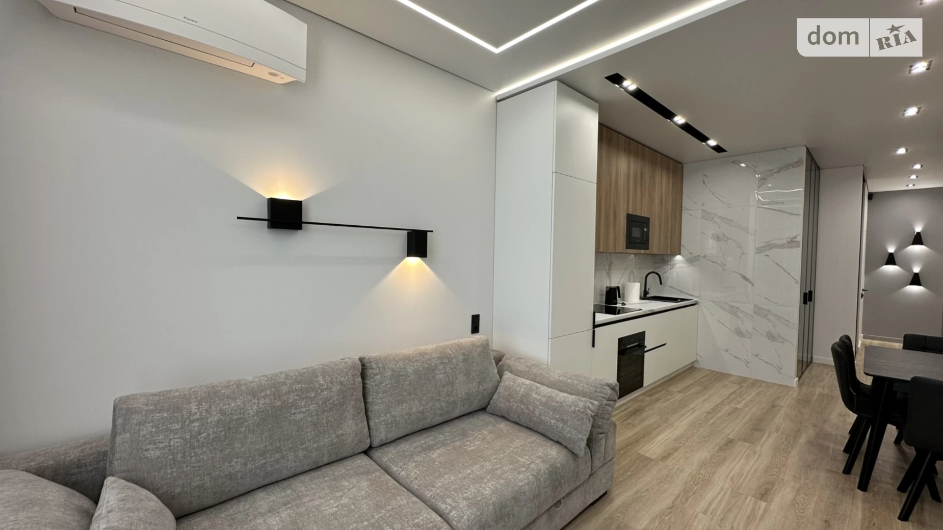 Продается 1-комнатная квартира 62 кв. м в Одессе, Фонтанская дор., 77А - фото 2