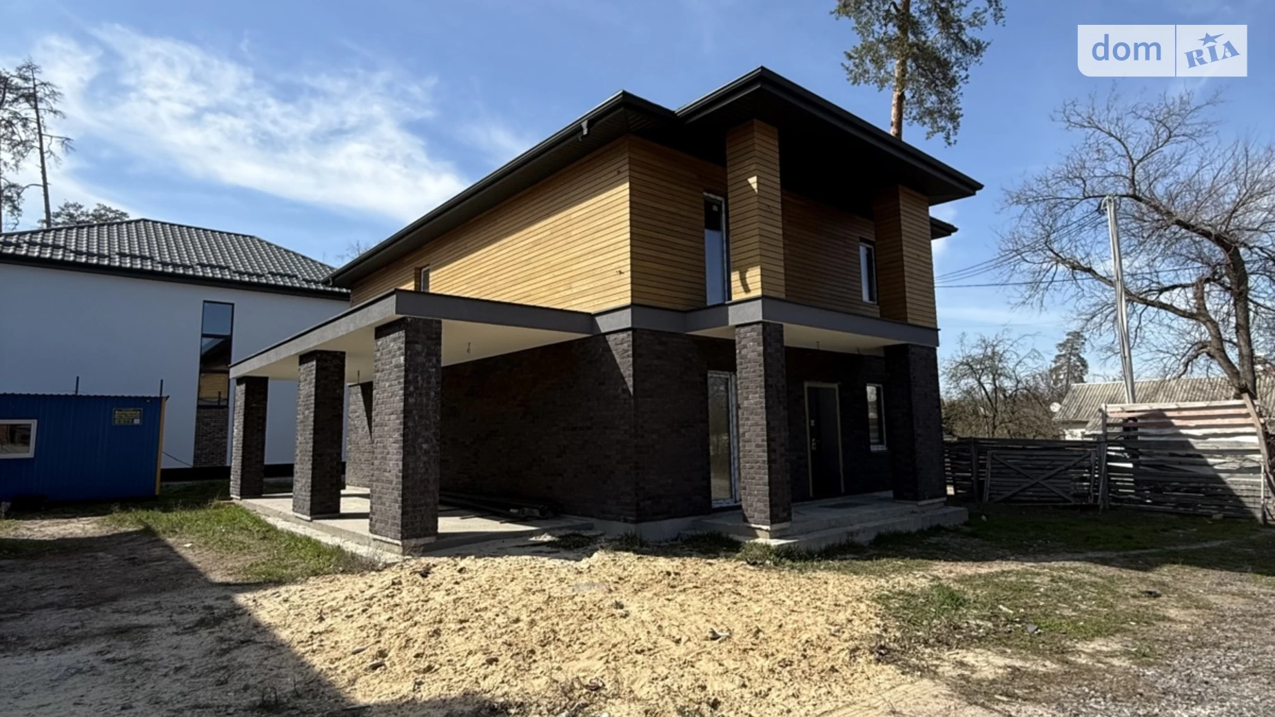 Продается дом на 2 этажа 190 кв. м с балконом, цена: 245000 $ - фото 2