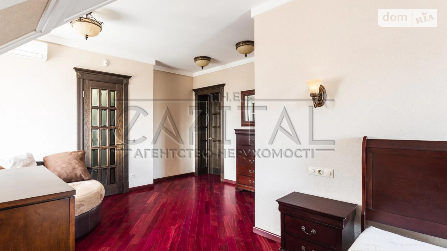 Продается дом на 2 этажа 413 кв. м с гаражом, цена: 530000 $ - фото 3
