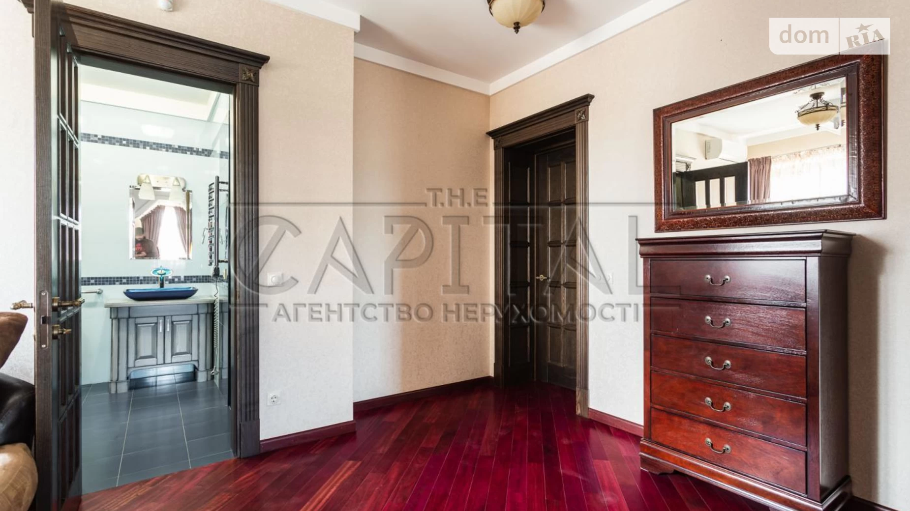 Продается дом на 2 этажа 413 кв. м с гаражом, цена: 530000 $ - фото 4