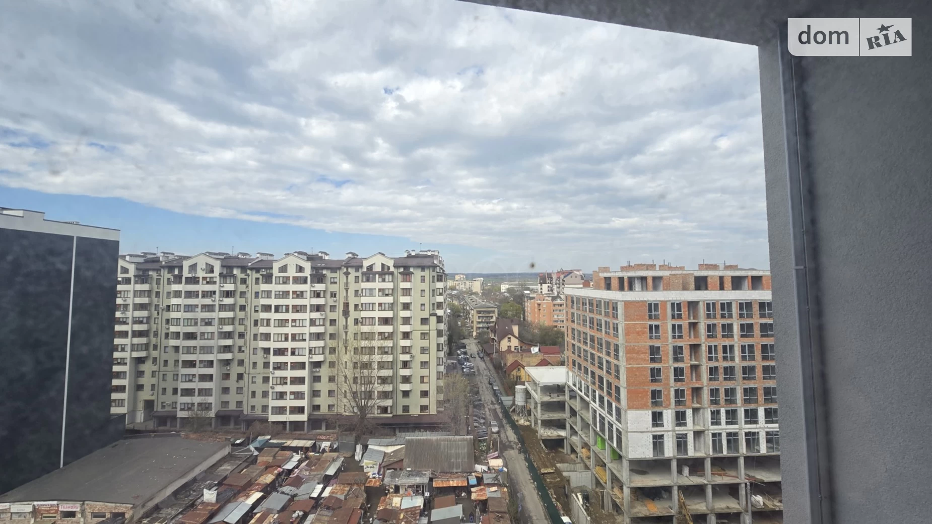 Продается 1-комнатная квартира 38 кв. м в Ивано-Франковске, бул. Северный, 40Б - фото 2