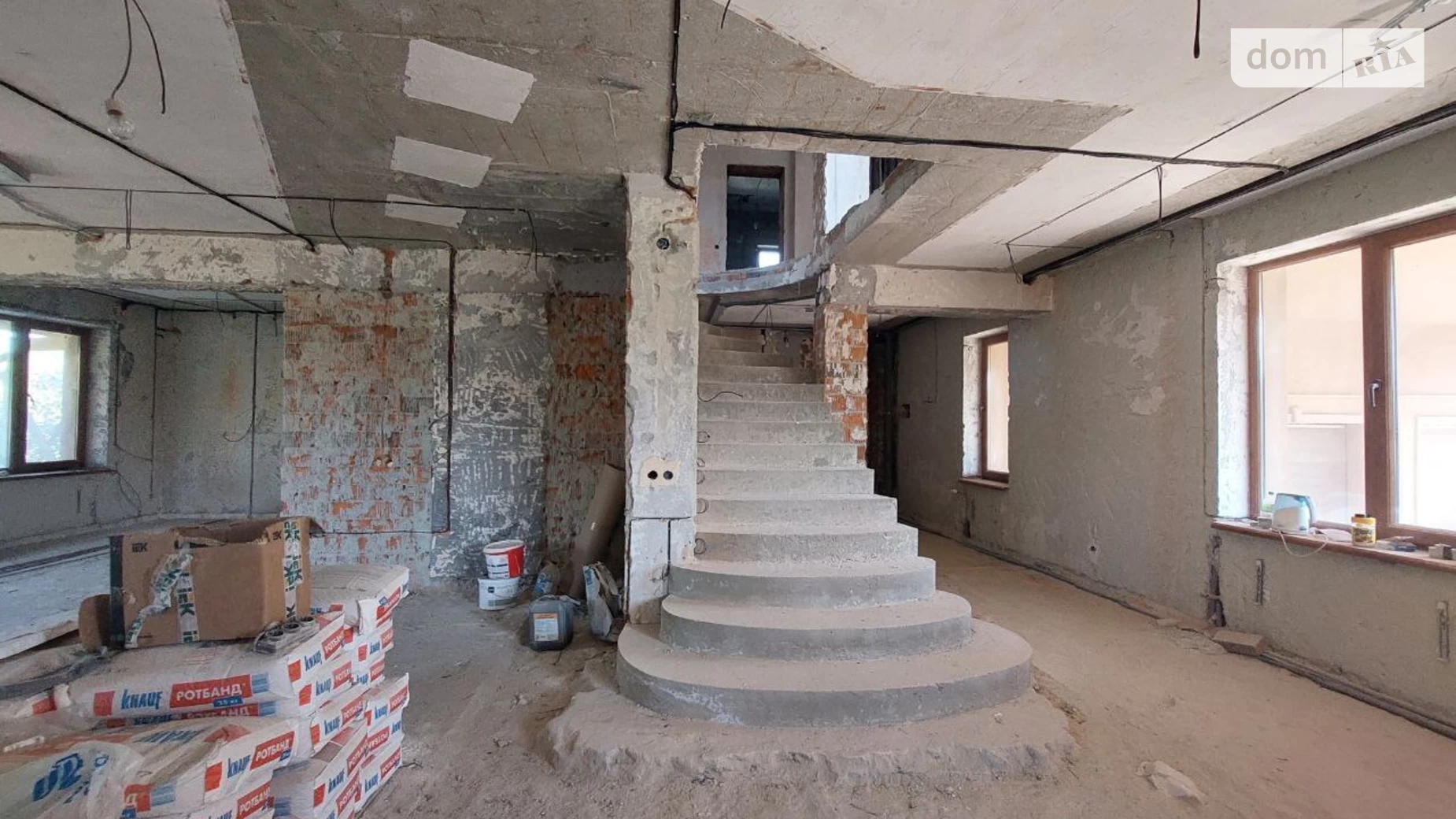 Продается дом на 3 этажа 485 кв. м с баней/сауной, цена: 750000 $ - фото 5